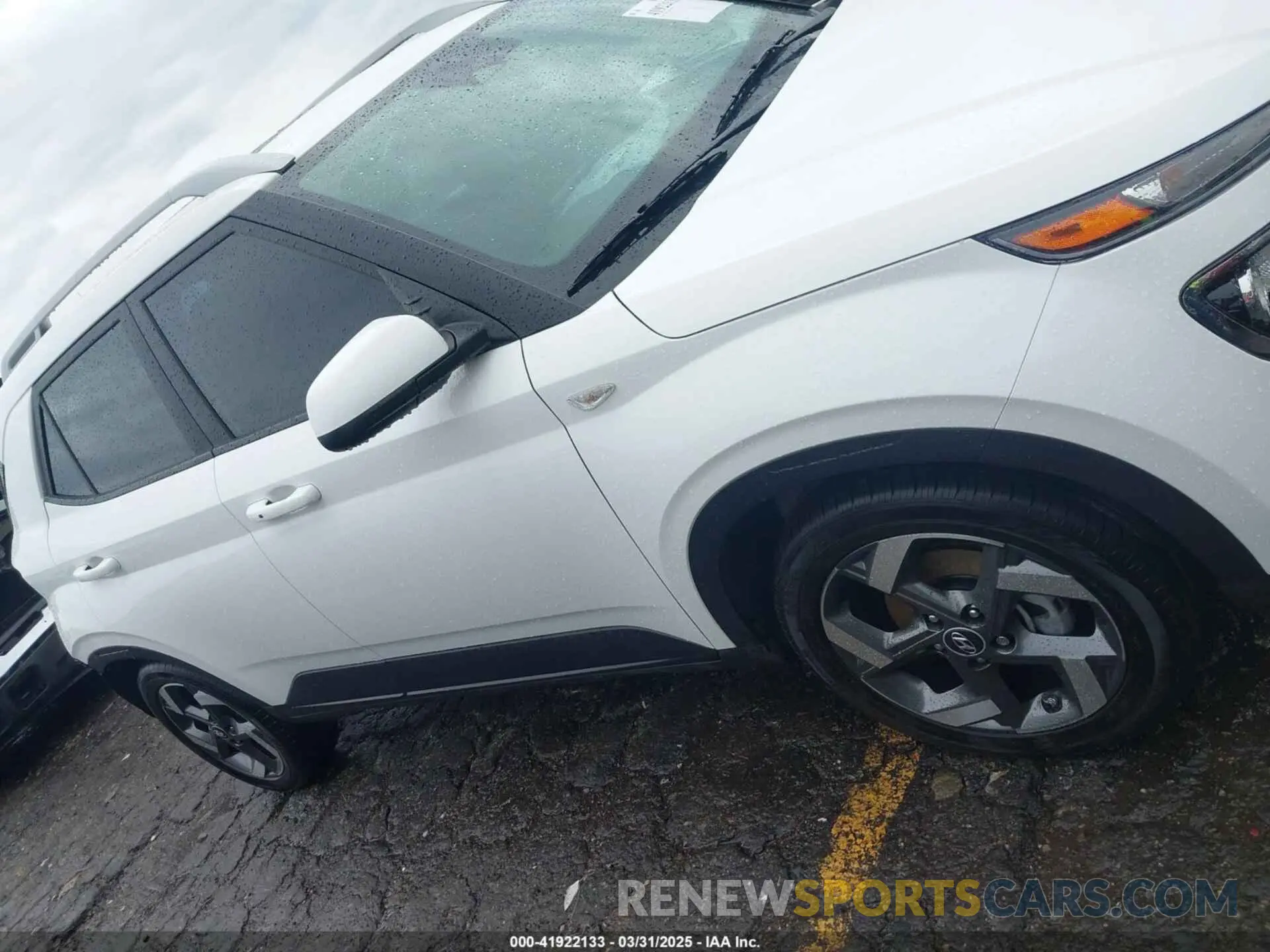 13 Photograph of a damaged car KMHRC8A37RU315319 HYUNDAI VENUE 2024