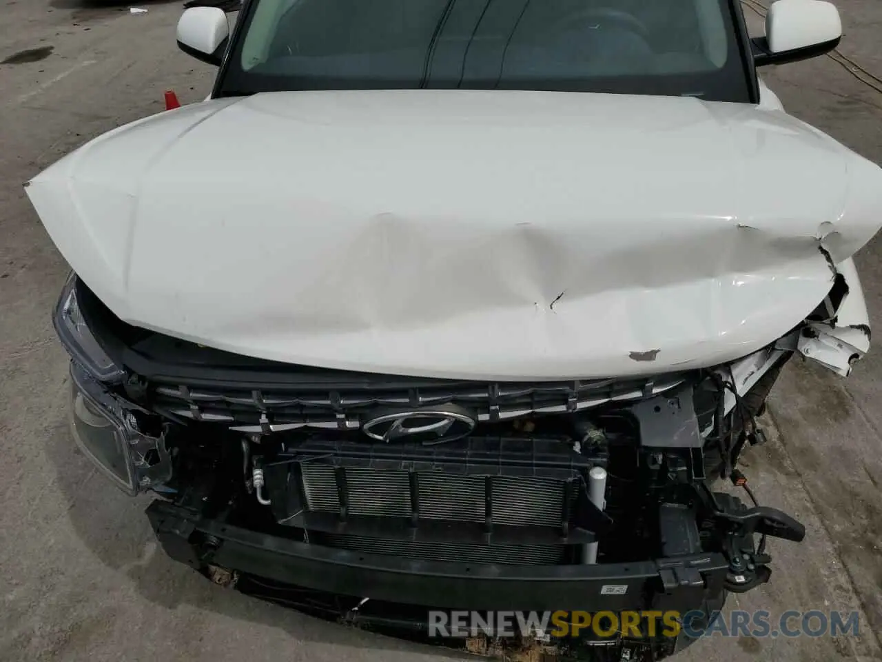 12 Photograph of a damaged car KMHRC8A39RU316861 HYUNDAI VENUE 2024