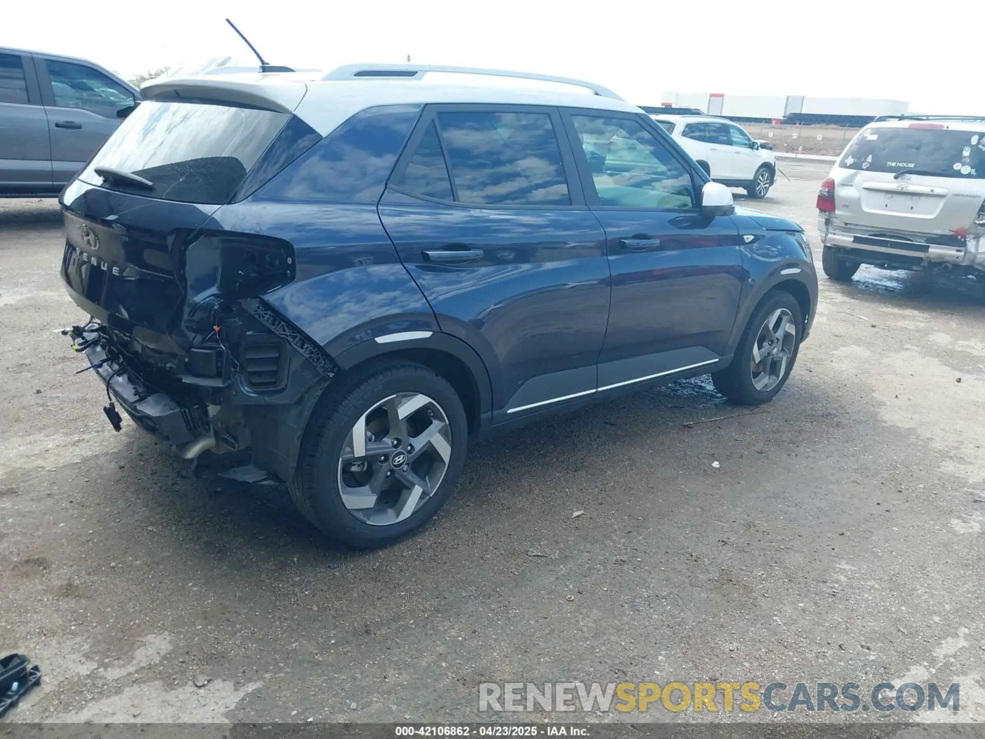 4 Photograph of a damaged car KMHRC8A39RU317069 HYUNDAI VENUE 2024