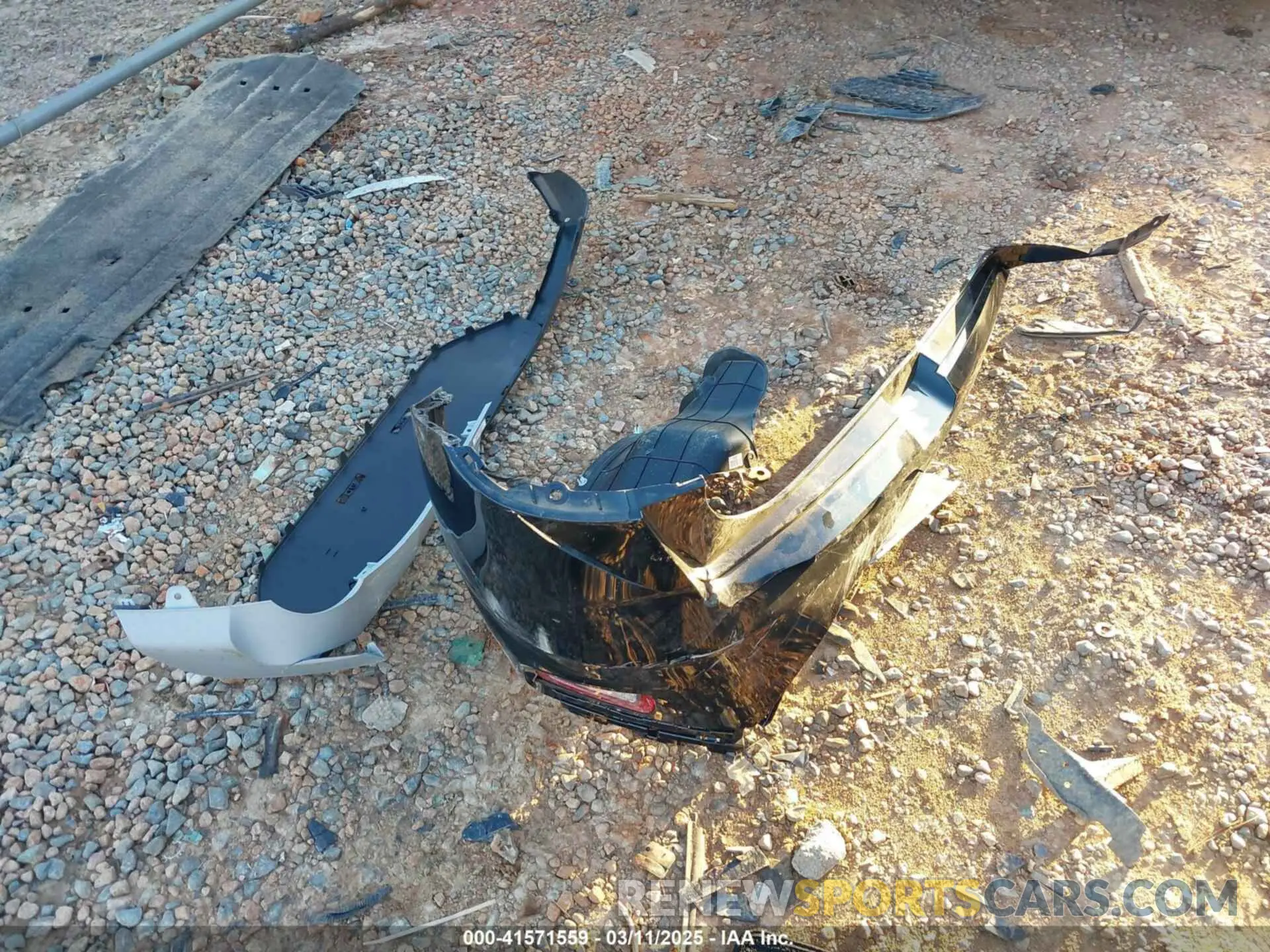 12 Photograph of a damaged car KMHRC8A3XRU315850 HYUNDAI VENUE 2024