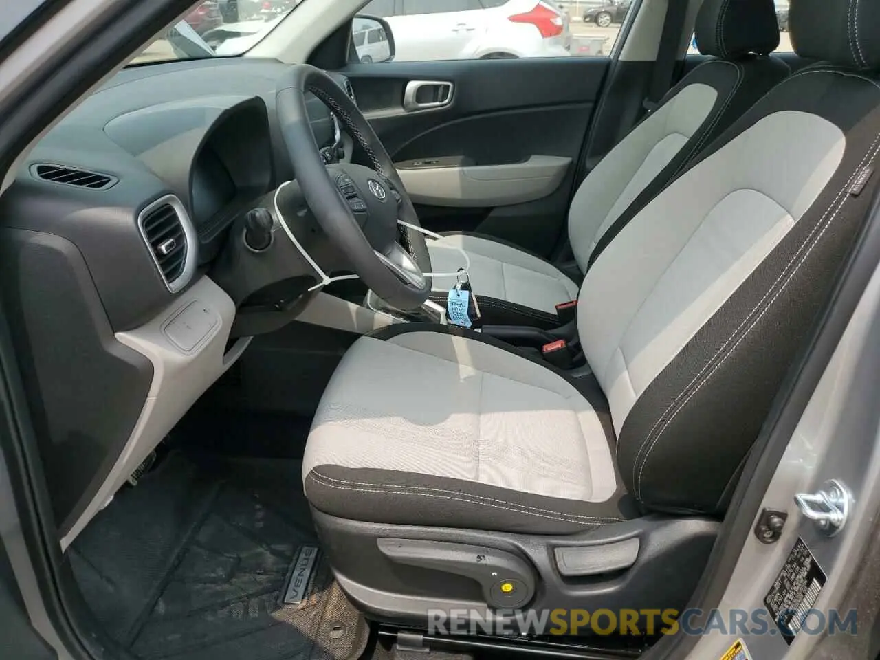 7 Photograph of a damaged car KMHRC8A35SU355050 HYUNDAI VENUE 2025