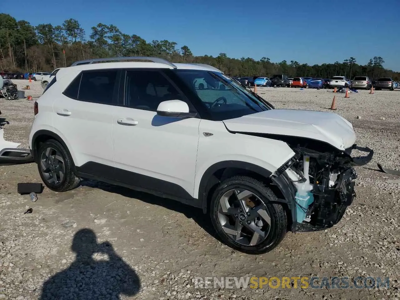 4 Photograph of a damaged car KMHRC8A36SU350181 HYUNDAI VENUE 2025