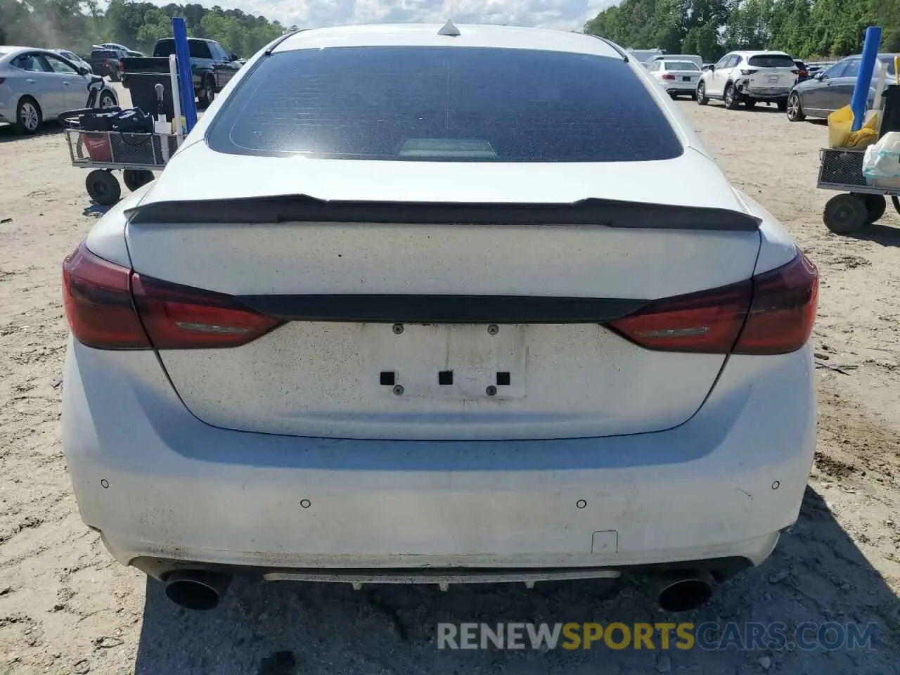 6 Photograph of a damaged car JN1EV7AP0KM510570 INFINITI Q50 2019