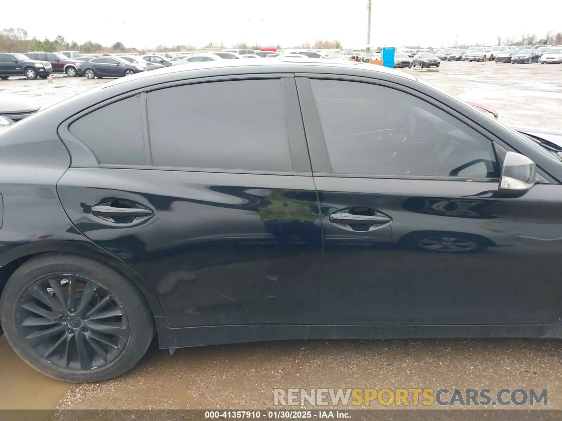 12 Photograph of a damaged car JN1EV7AP0KM512769 INFINITI Q50 2019