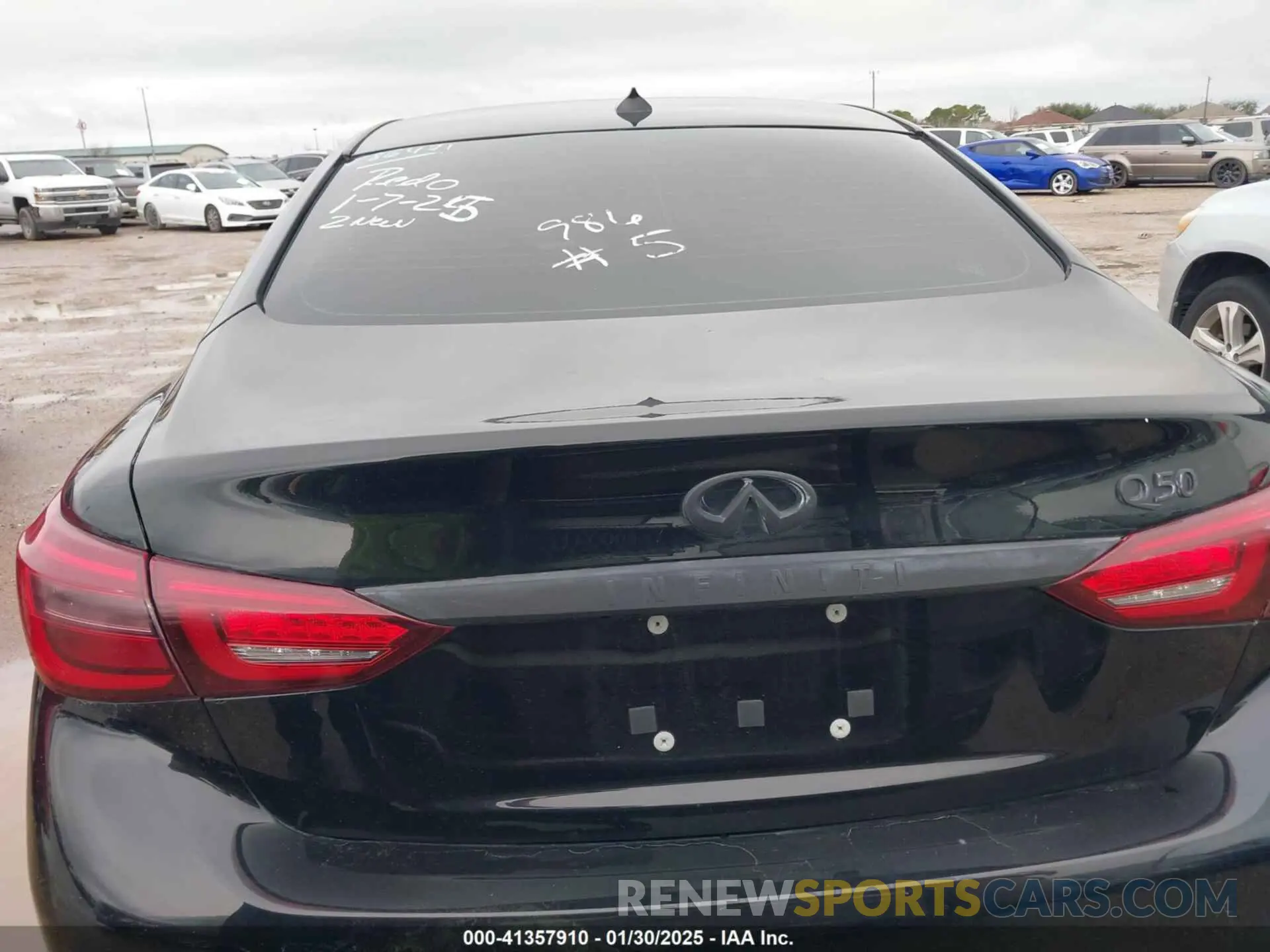 15 Photograph of a damaged car JN1EV7AP0KM512769 INFINITI Q50 2019