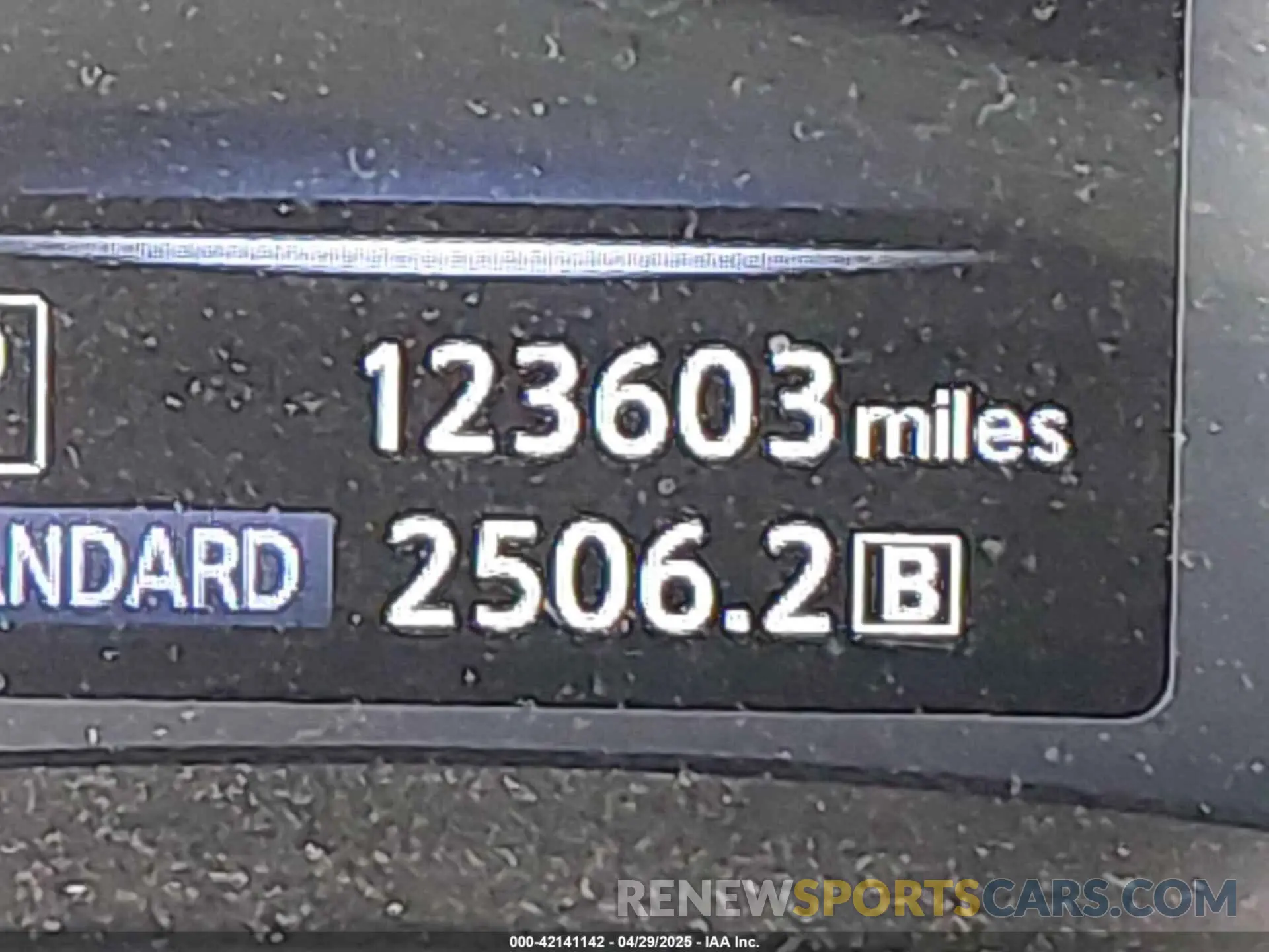 15 Photograph of a damaged car JN1EV7AP0KM514067 INFINITI Q50 2019