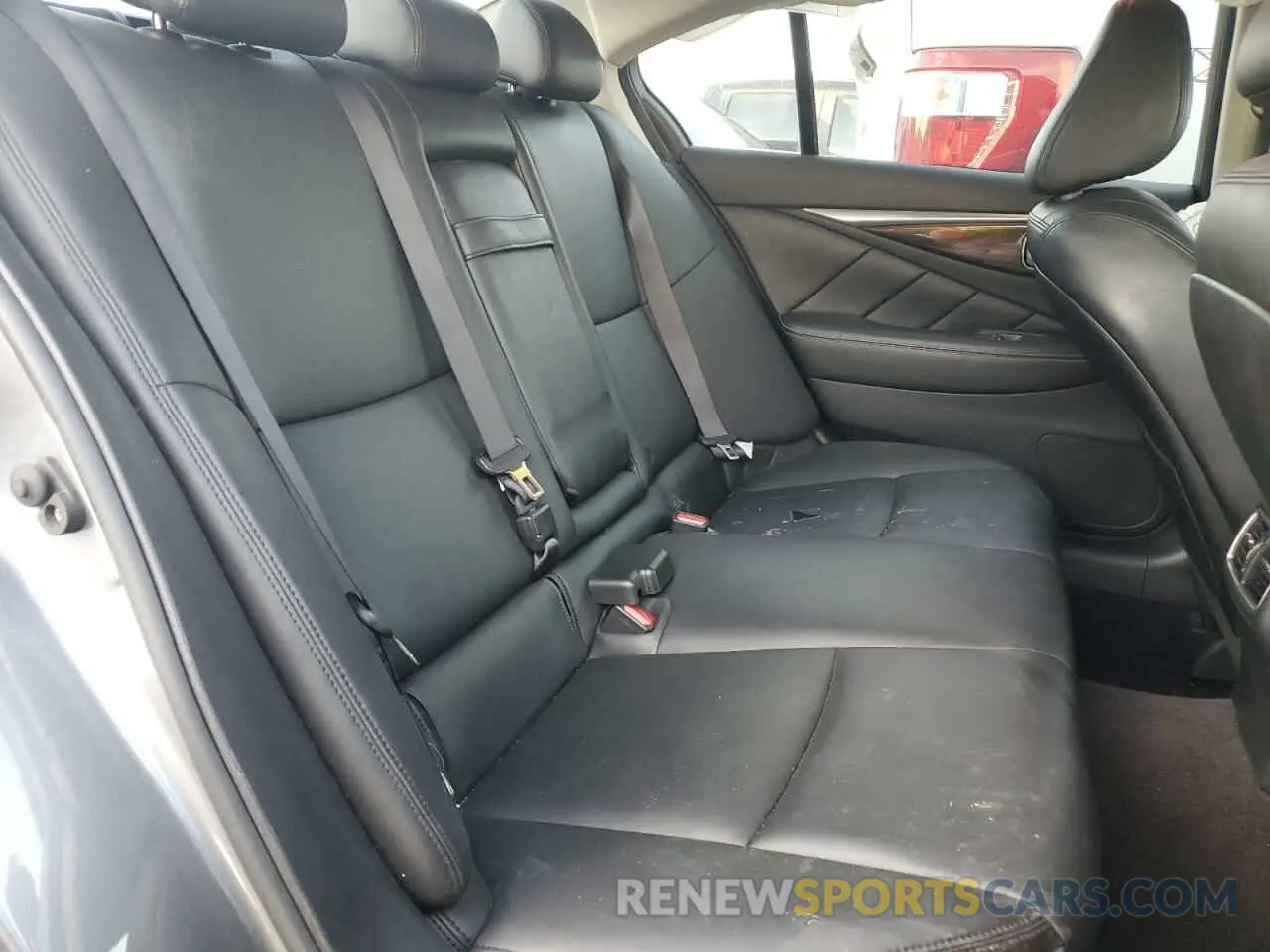 10 Photograph of a damaged car JN1EV7AP0KM515302 INFINITI Q50 2019