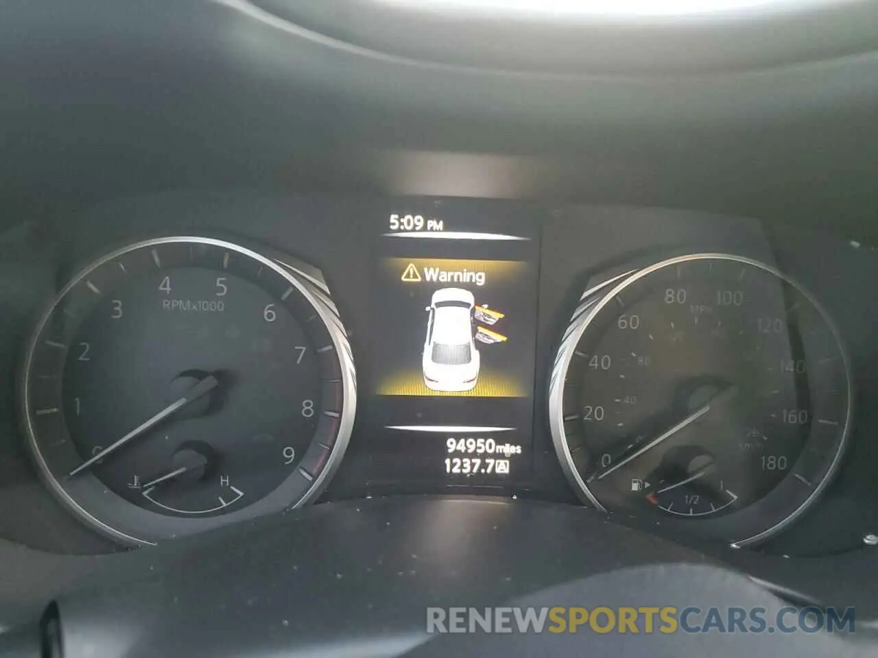 9 Photograph of a damaged car JN1EV7AP0KM515302 INFINITI Q50 2019