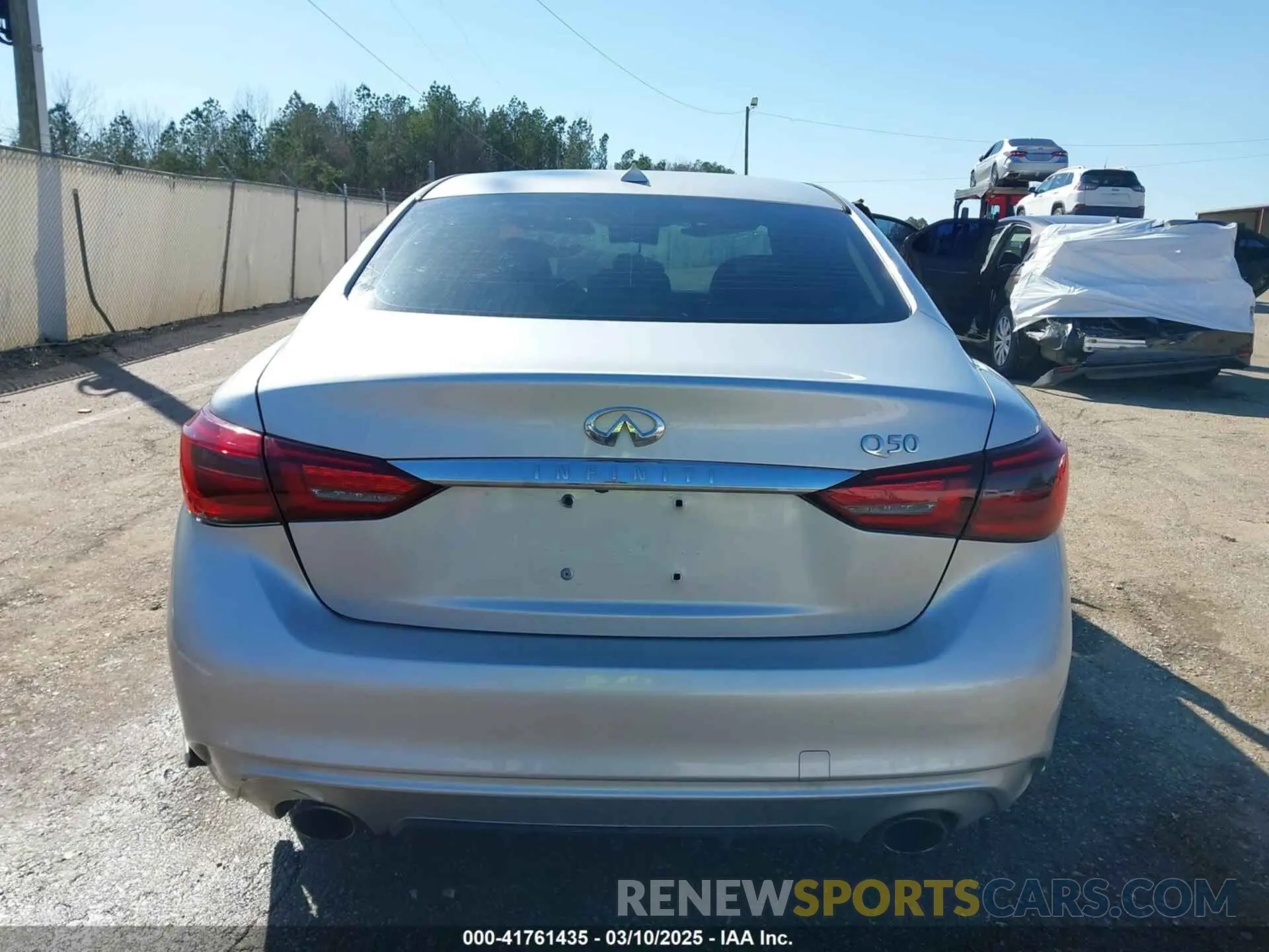 16 Photograph of a damaged car JN1EV7AP0KM519463 INFINITI Q50 2019