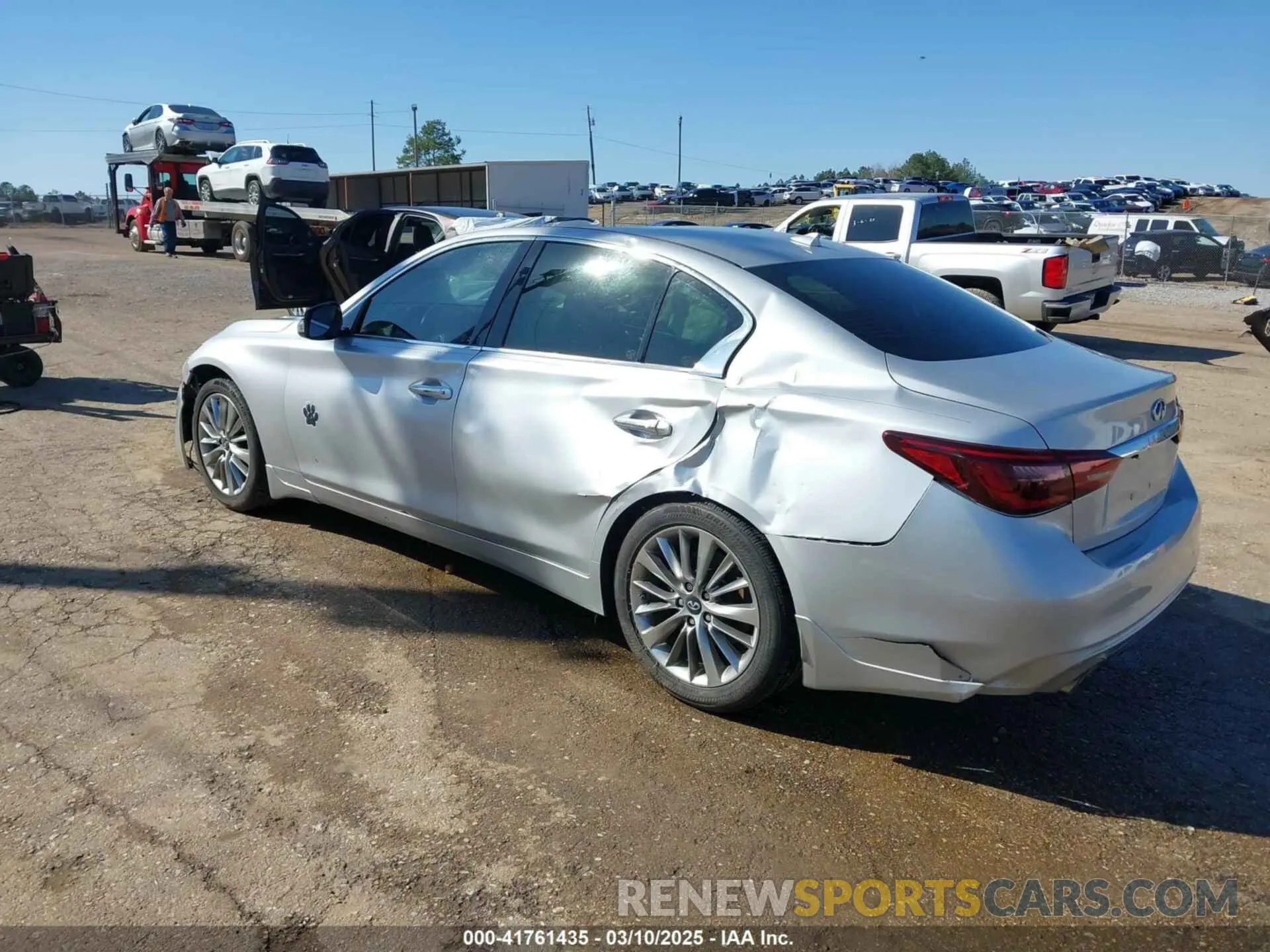3 Photograph of a damaged car JN1EV7AP0KM519463 INFINITI Q50 2019