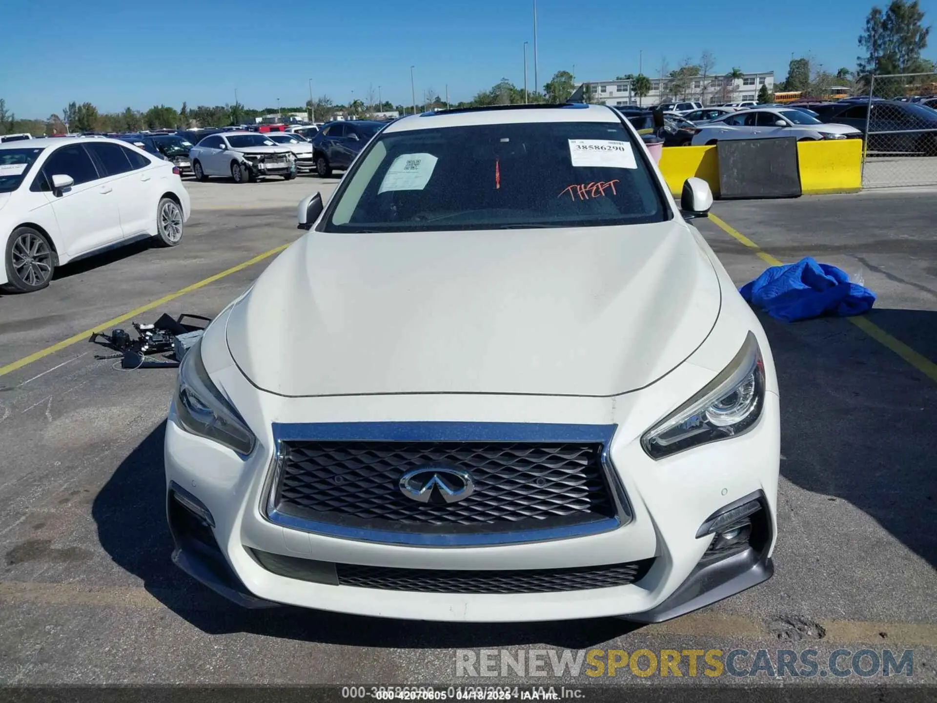 6 Photograph of a damaged car JN1EV7AP1KM511047 INFINITI Q50 2019