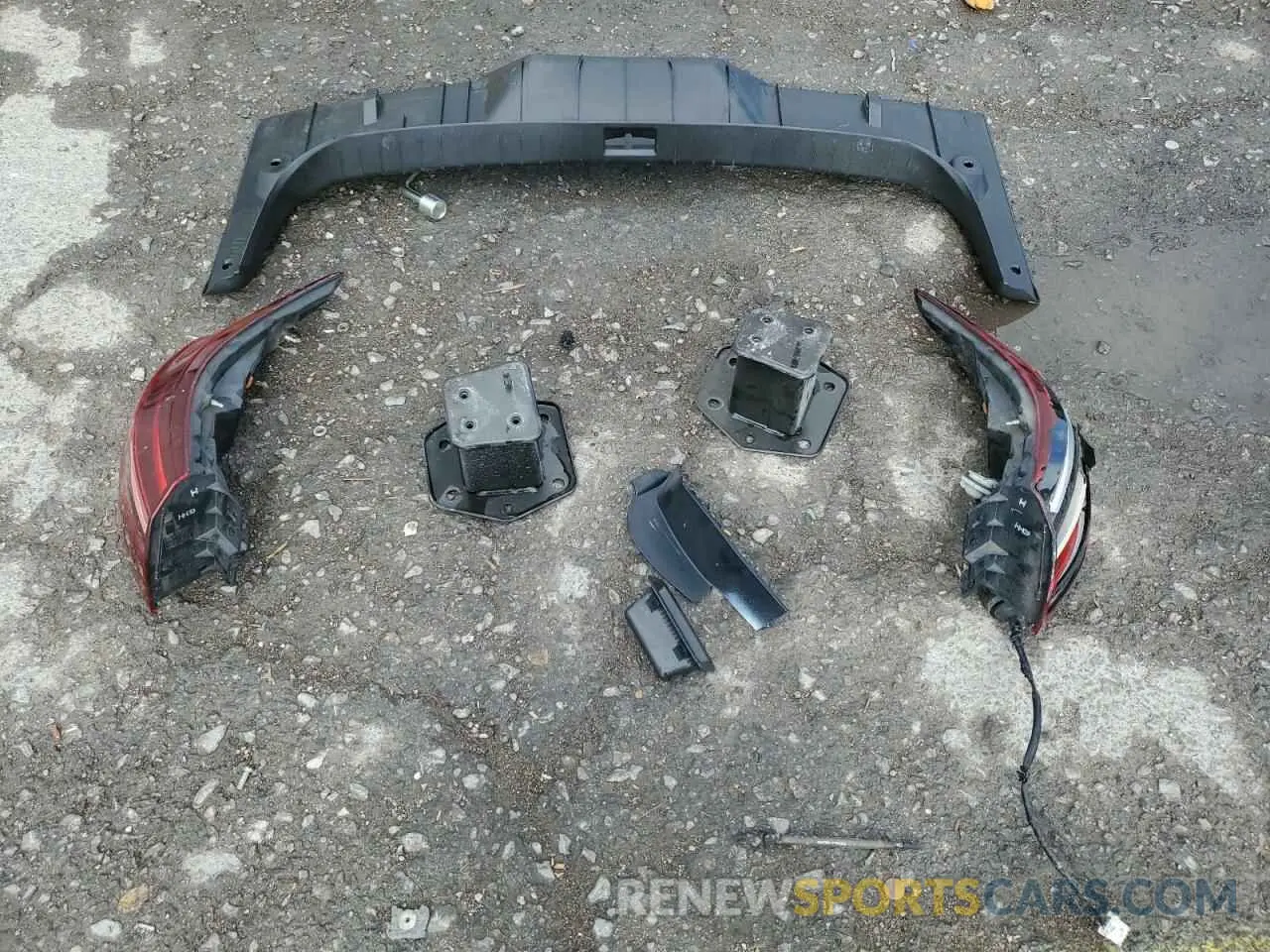 12 Photograph of a damaged car JN1EV7AP1KM511811 INFINITI Q50 2019