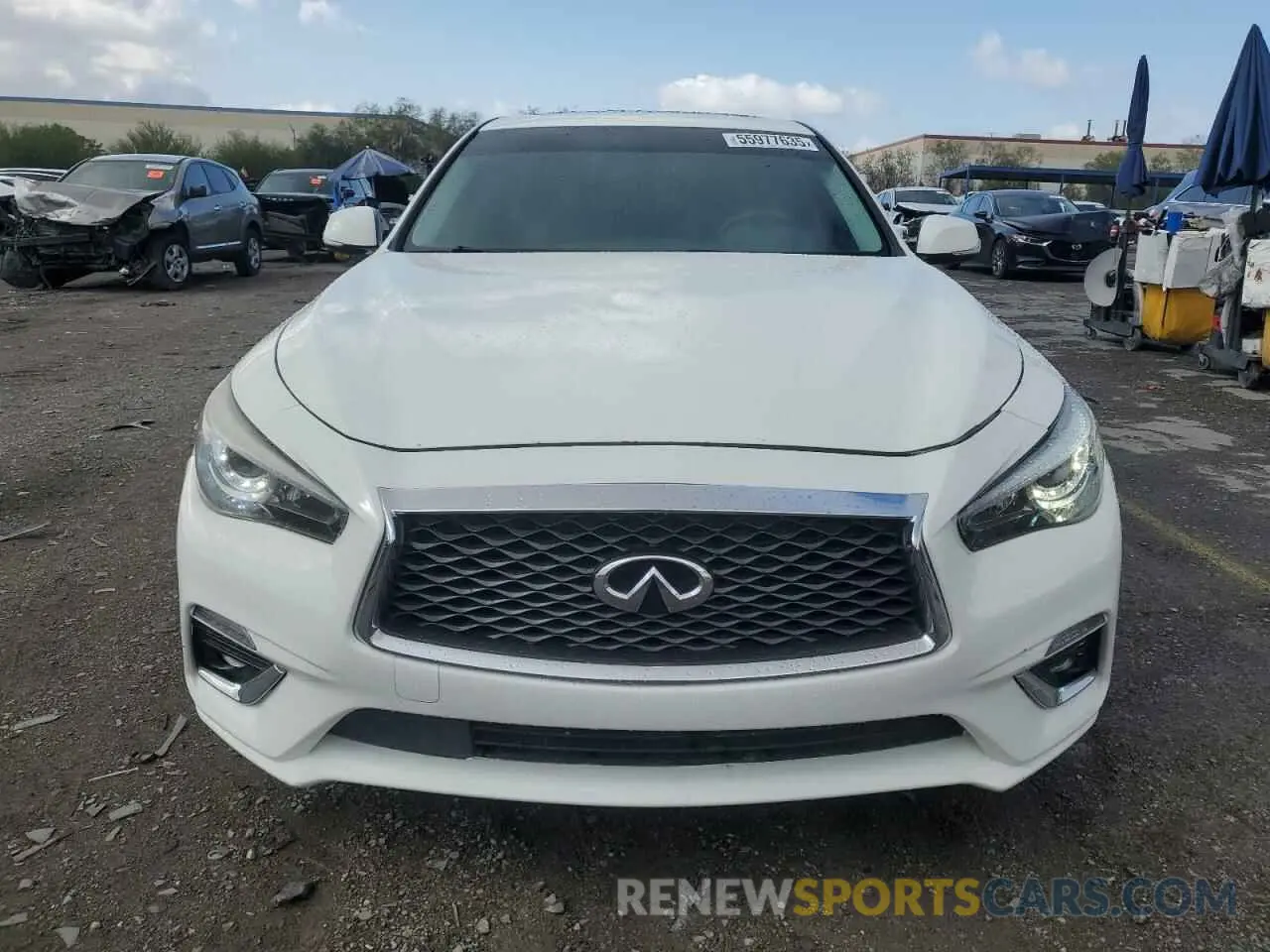 5 Photograph of a damaged car JN1EV7AP1KM511811 INFINITI Q50 2019
