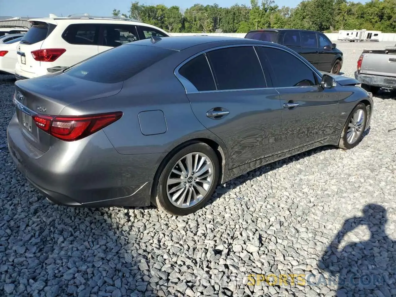 3 Photograph of a damaged car JN1EV7AP1KM516605 INFINITI Q50 2019