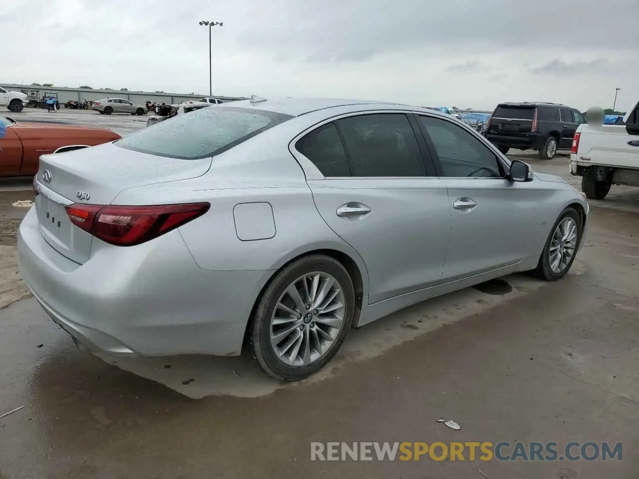 3 Photograph of a damaged car JN1EV7AP2KM511901 INFINITI Q50 2019