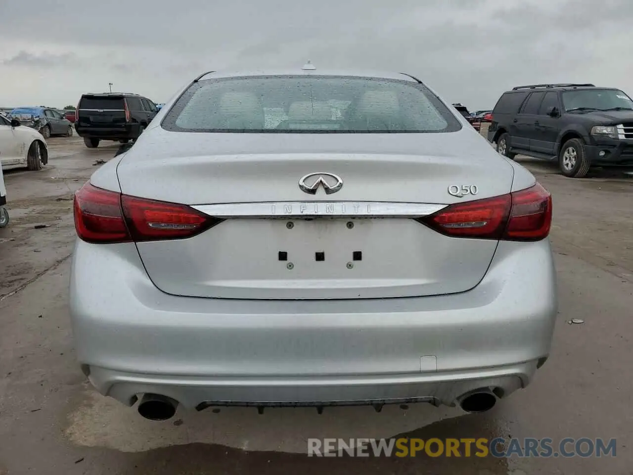 6 Photograph of a damaged car JN1EV7AP2KM511901 INFINITI Q50 2019