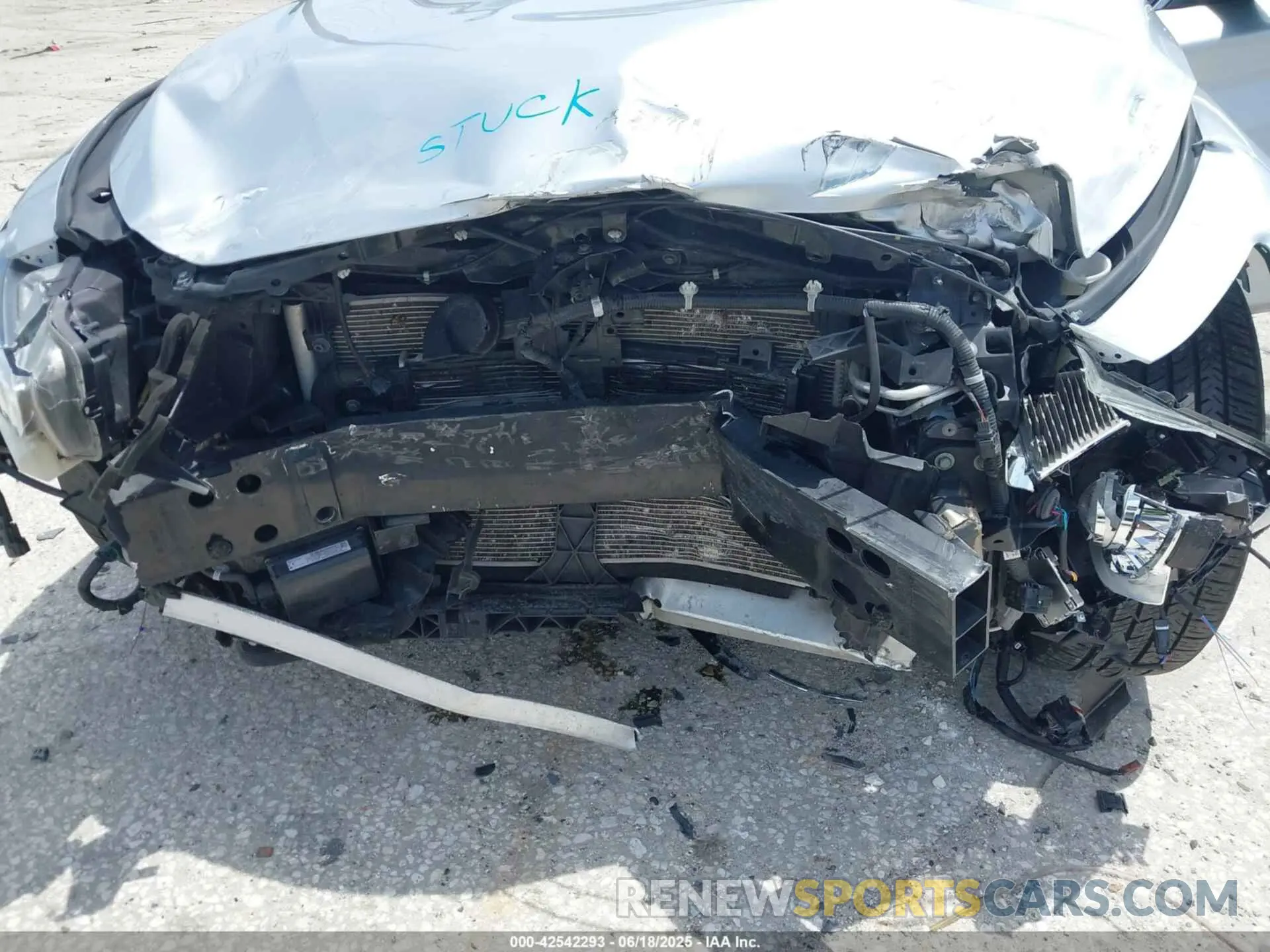 6 Photograph of a damaged car JN1EV7AP2KM513020 INFINITI Q50 2019