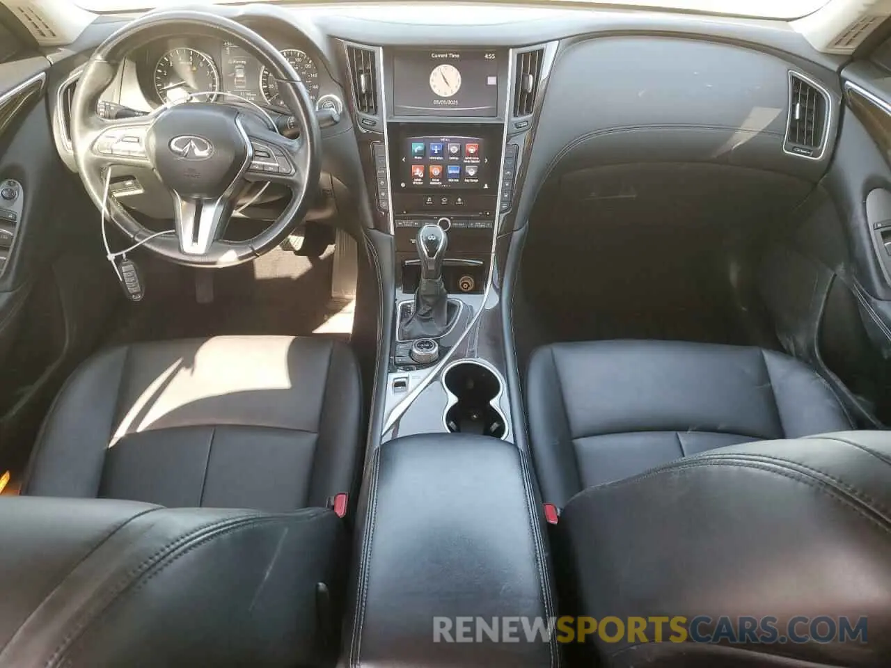 8 Photograph of a damaged car JN1EV7AP2KM513678 INFINITI Q50 2019