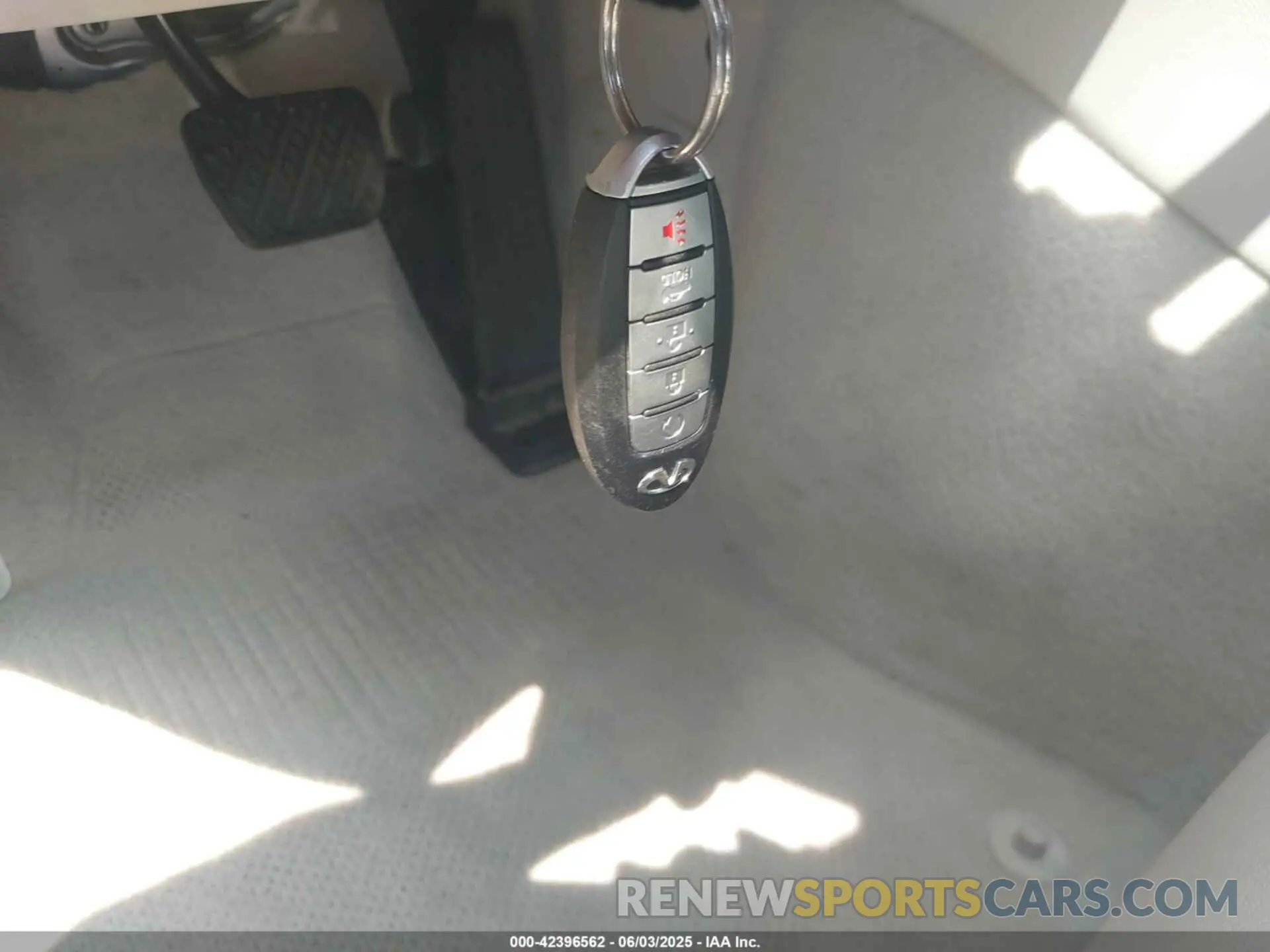11 Photograph of a damaged car JN1EV7AP2KM518024 INFINITI Q50 2019