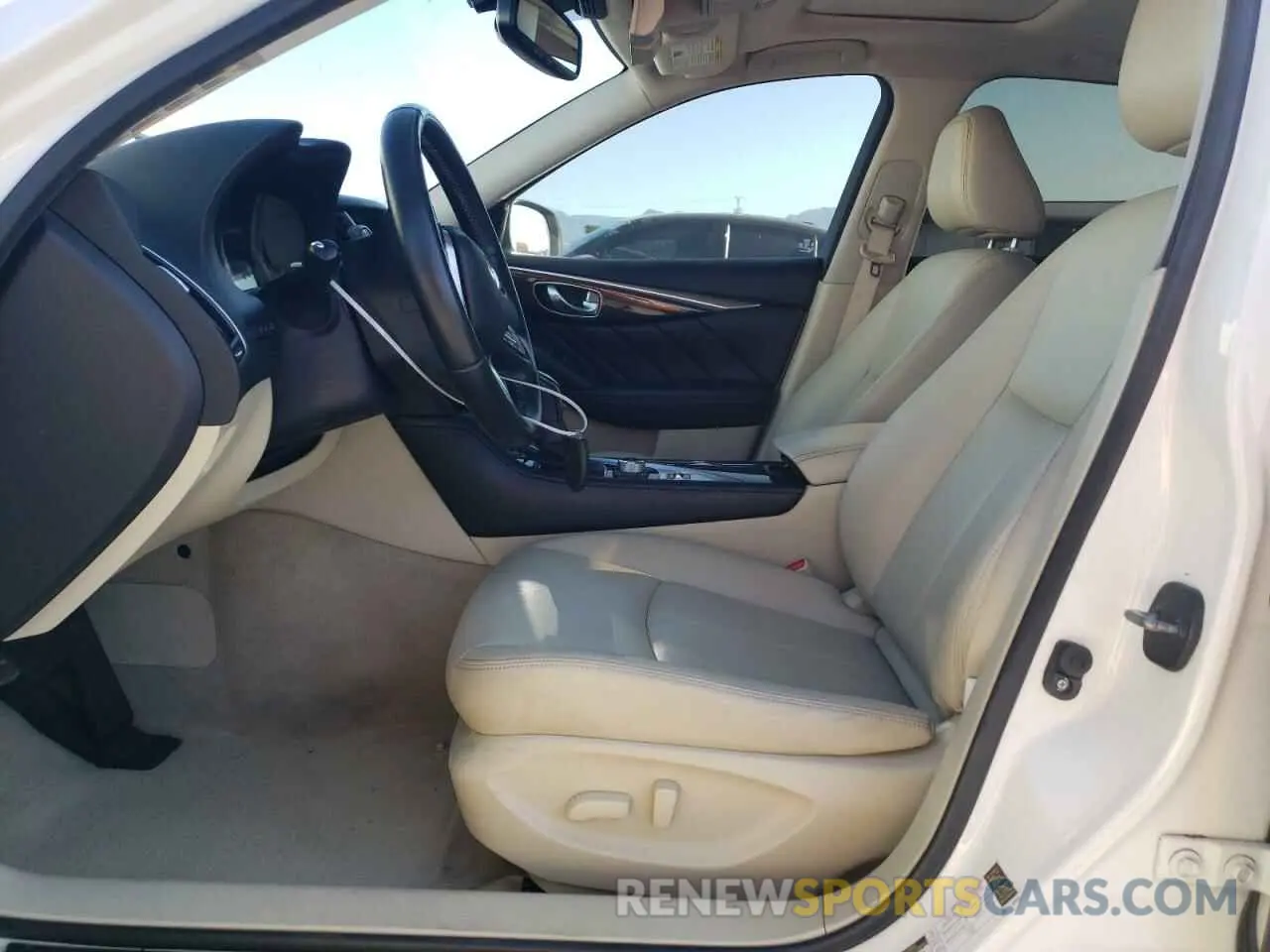 7 Photograph of a damaged car JN1EV7AP2KM518685 INFINITI Q50 2019