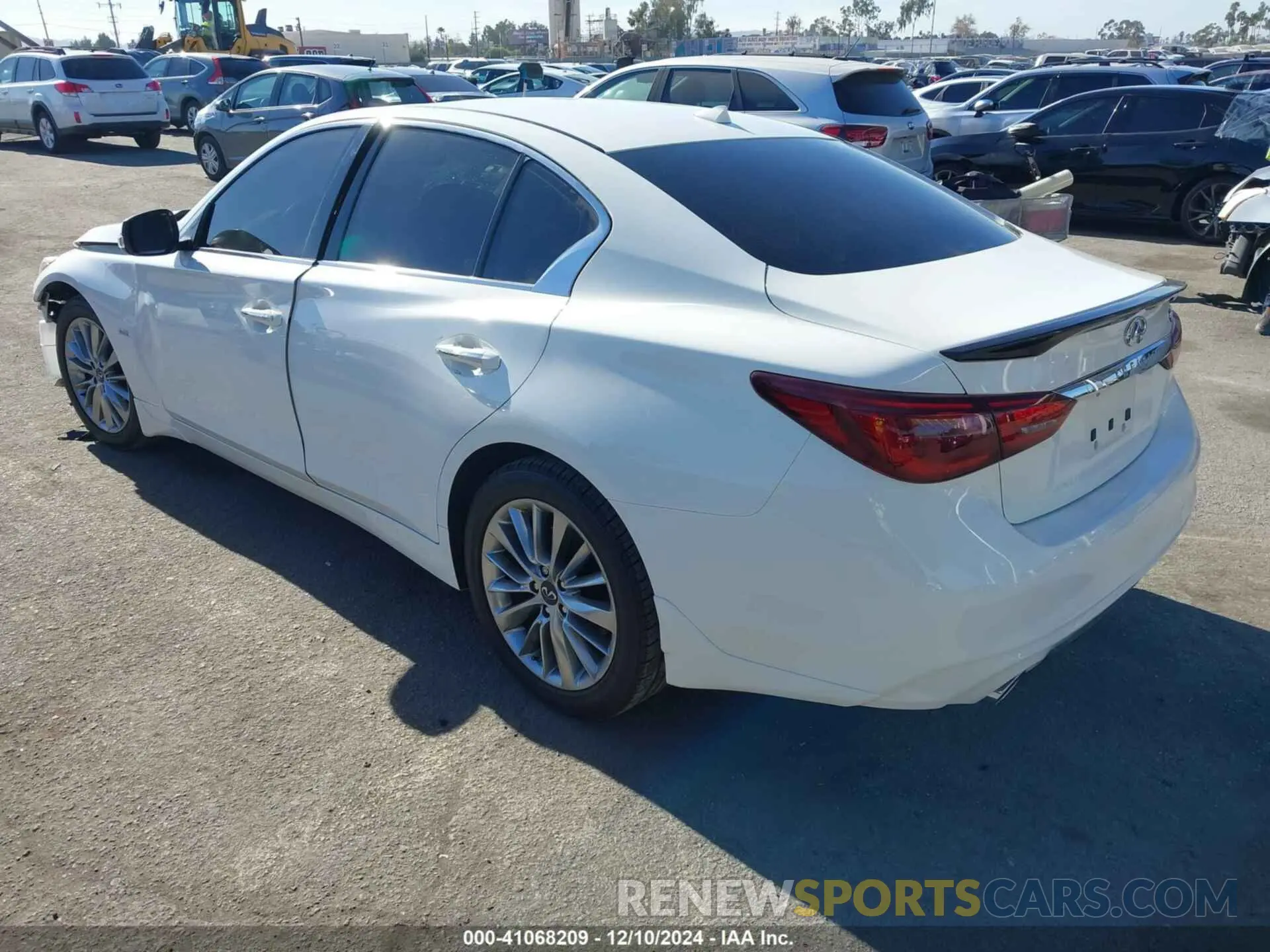 3 Photograph of a damaged car JN1EV7AP2KM543392 INFINITI Q50 2019