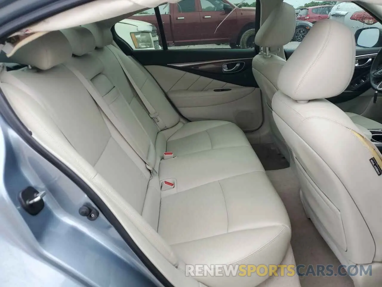 10 Photograph of a damaged car JN1EV7AP3KM512278 INFINITI Q50 2019