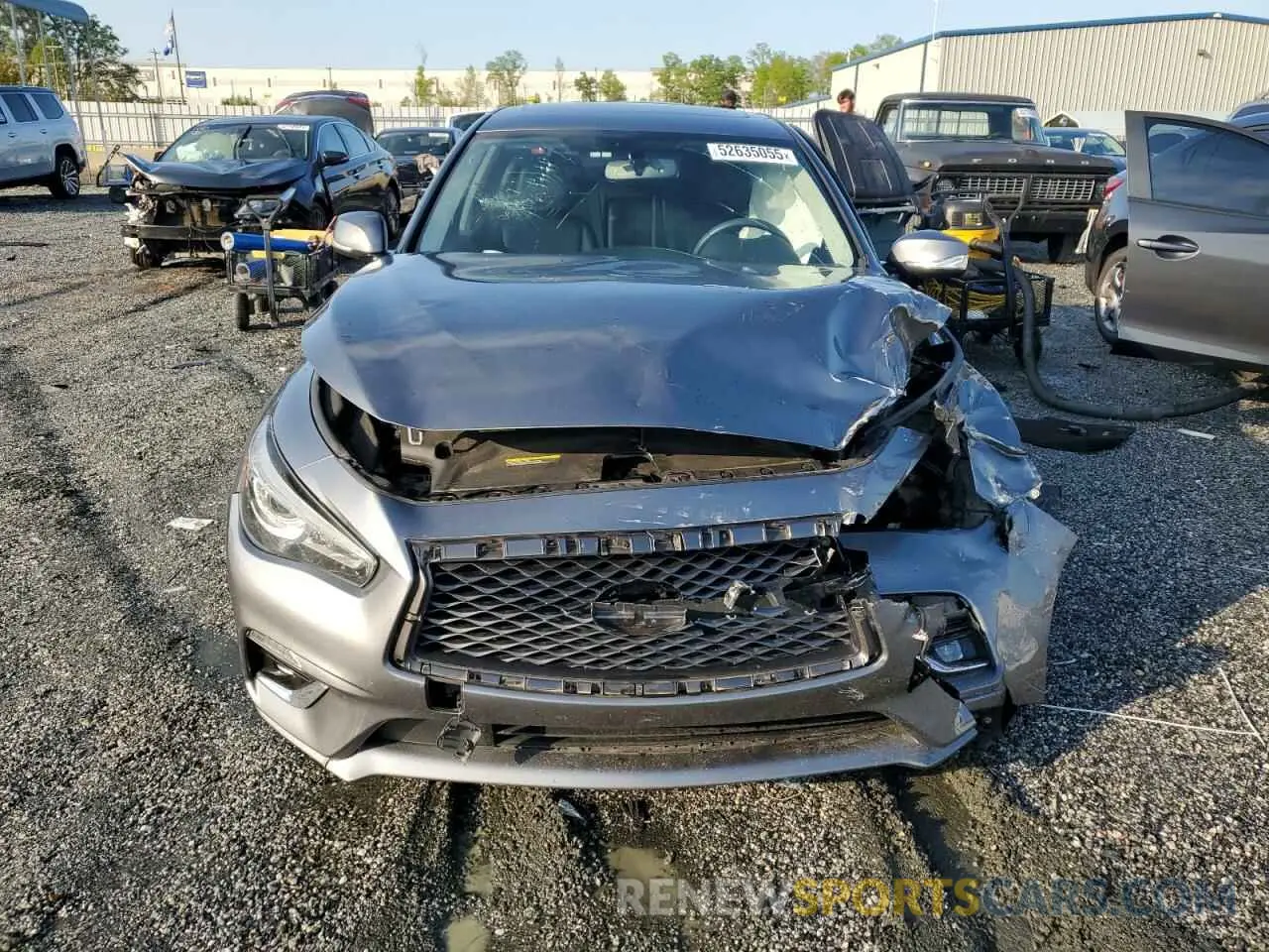 5 Photograph of a damaged car JN1EV7AP3KM512636 INFINITI Q50 2019