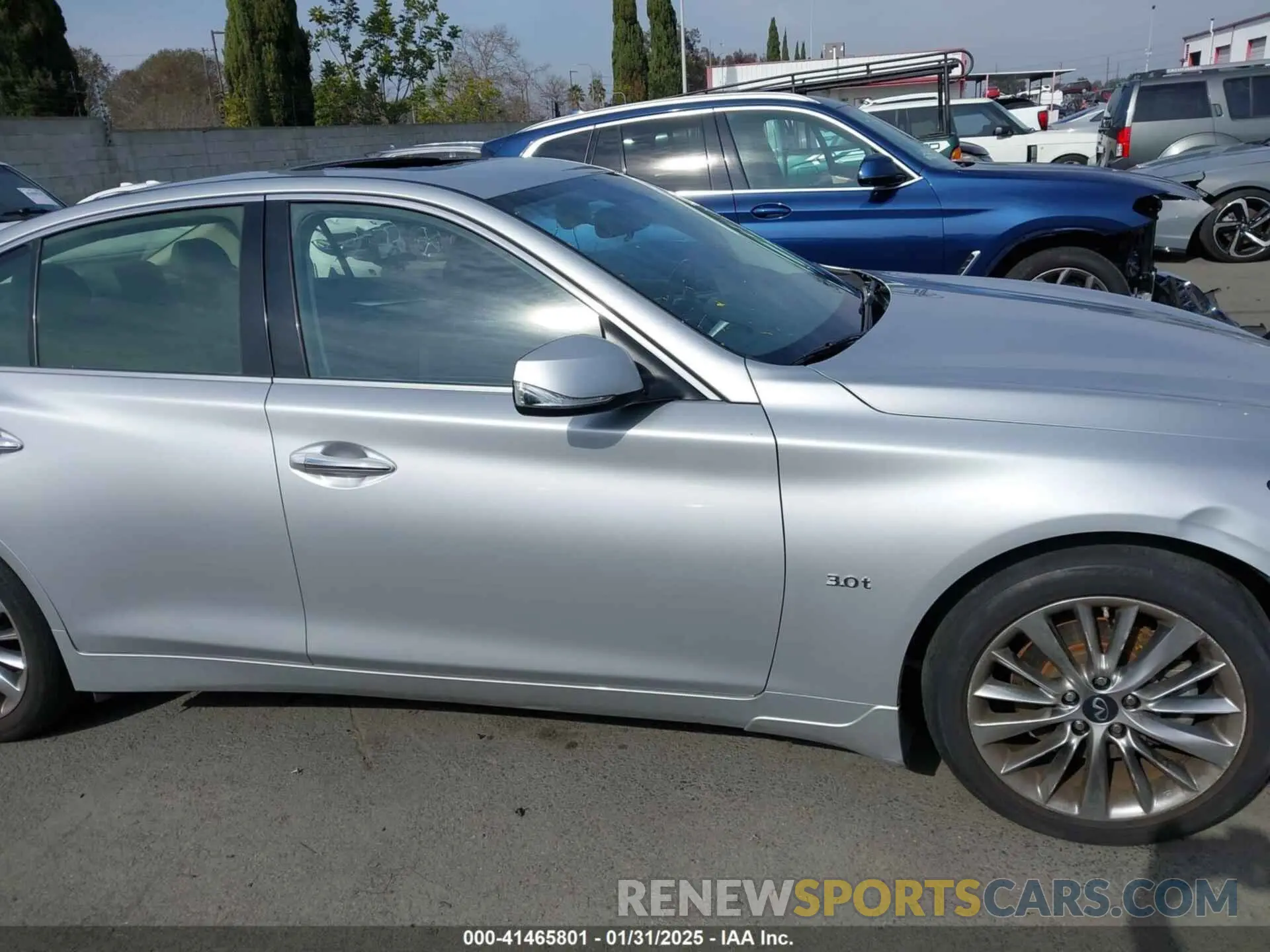 12 Photograph of a damaged car JN1EV7AP3KM541960 INFINITI Q50 2019