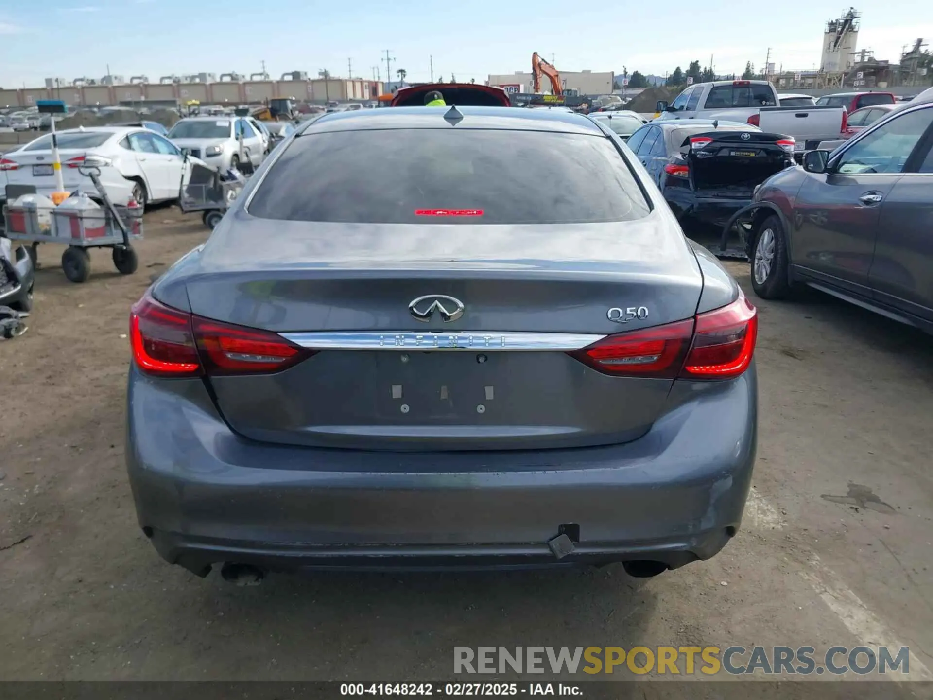17 Photograph of a damaged car JN1EV7AP4KM517649 INFINITI Q50 2019