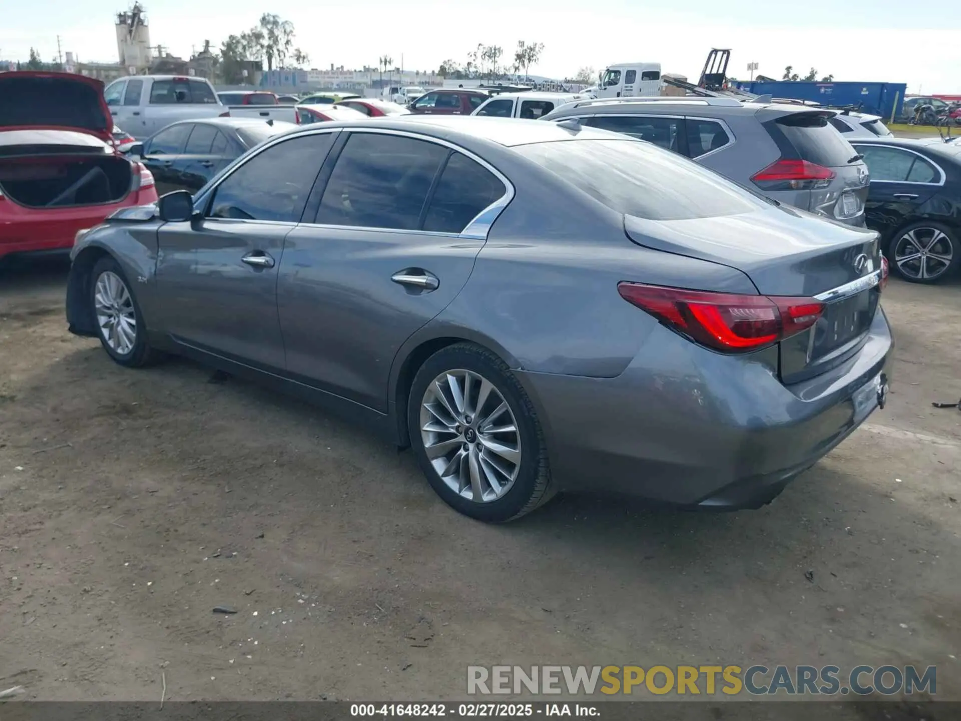 3 Photograph of a damaged car JN1EV7AP4KM517649 INFINITI Q50 2019
