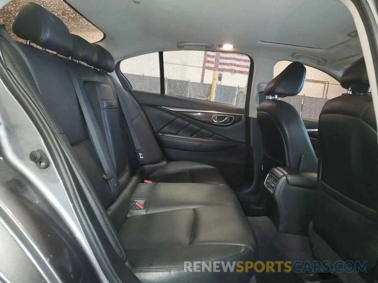 10 Photograph of a damaged car JN1EV7AP4KM519630 INFINITI Q50 2019