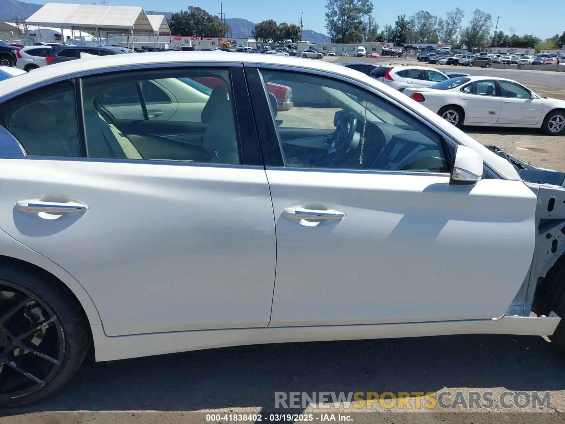12 Photograph of a damaged car JN1EV7AP4KM540171 INFINITI Q50 2019