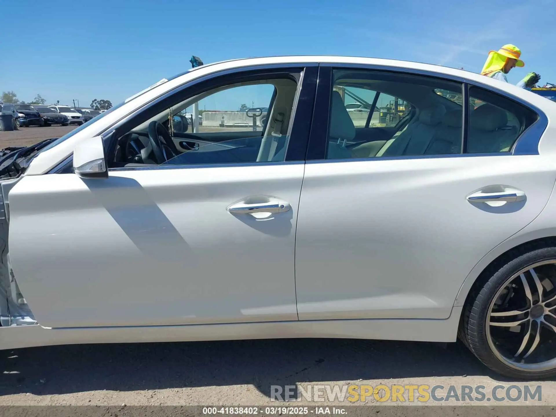 13 Photograph of a damaged car JN1EV7AP4KM540171 INFINITI Q50 2019