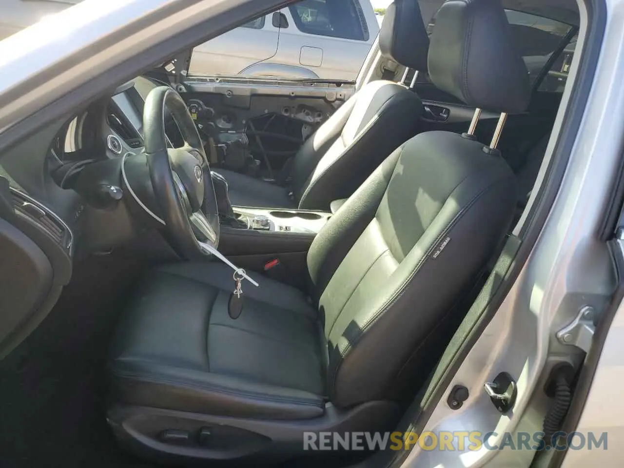 7 Photograph of a damaged car JN1EV7AP4KM543474 INFINITI Q50 2019