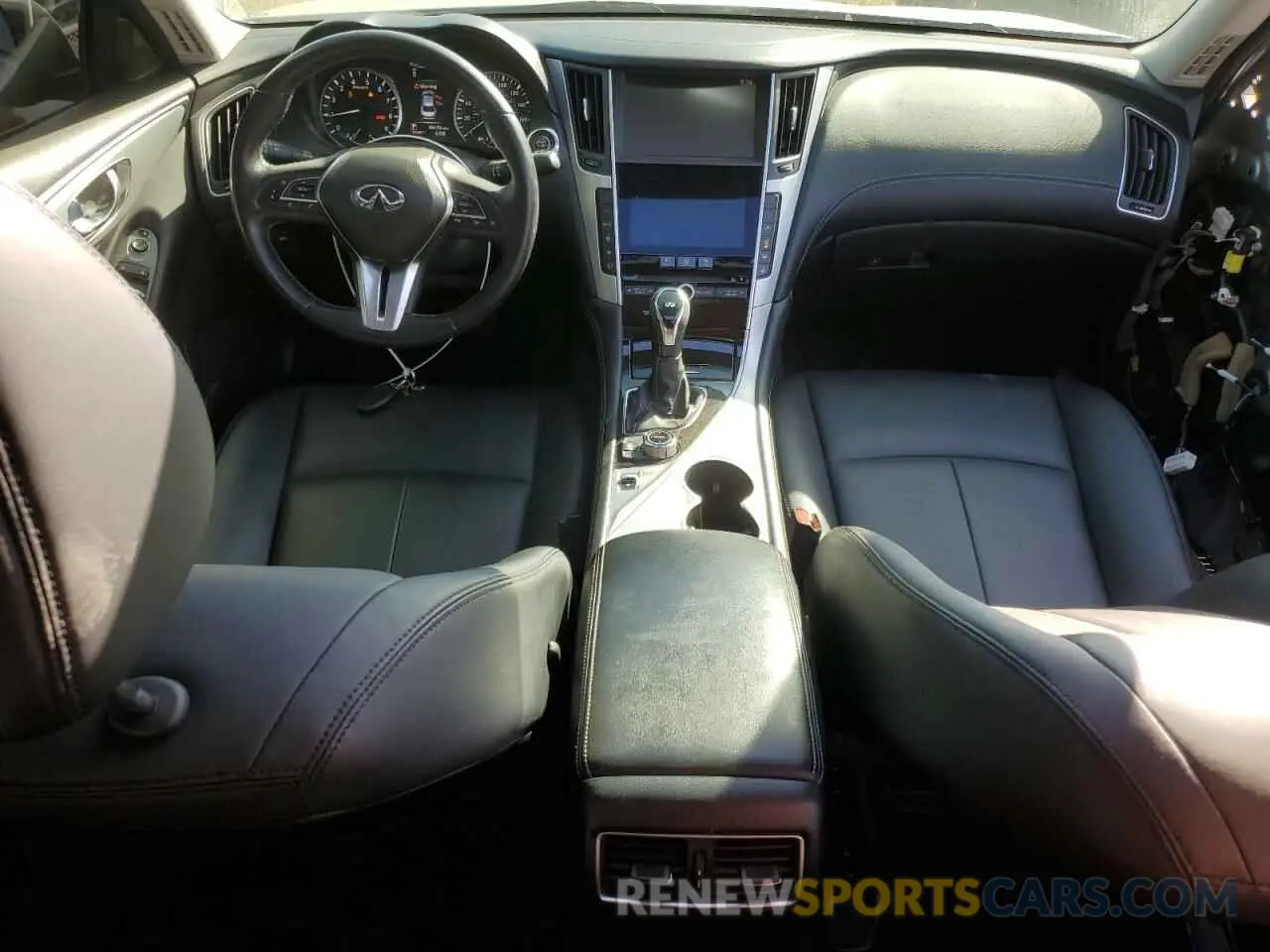 8 Photograph of a damaged car JN1EV7AP4KM543474 INFINITI Q50 2019