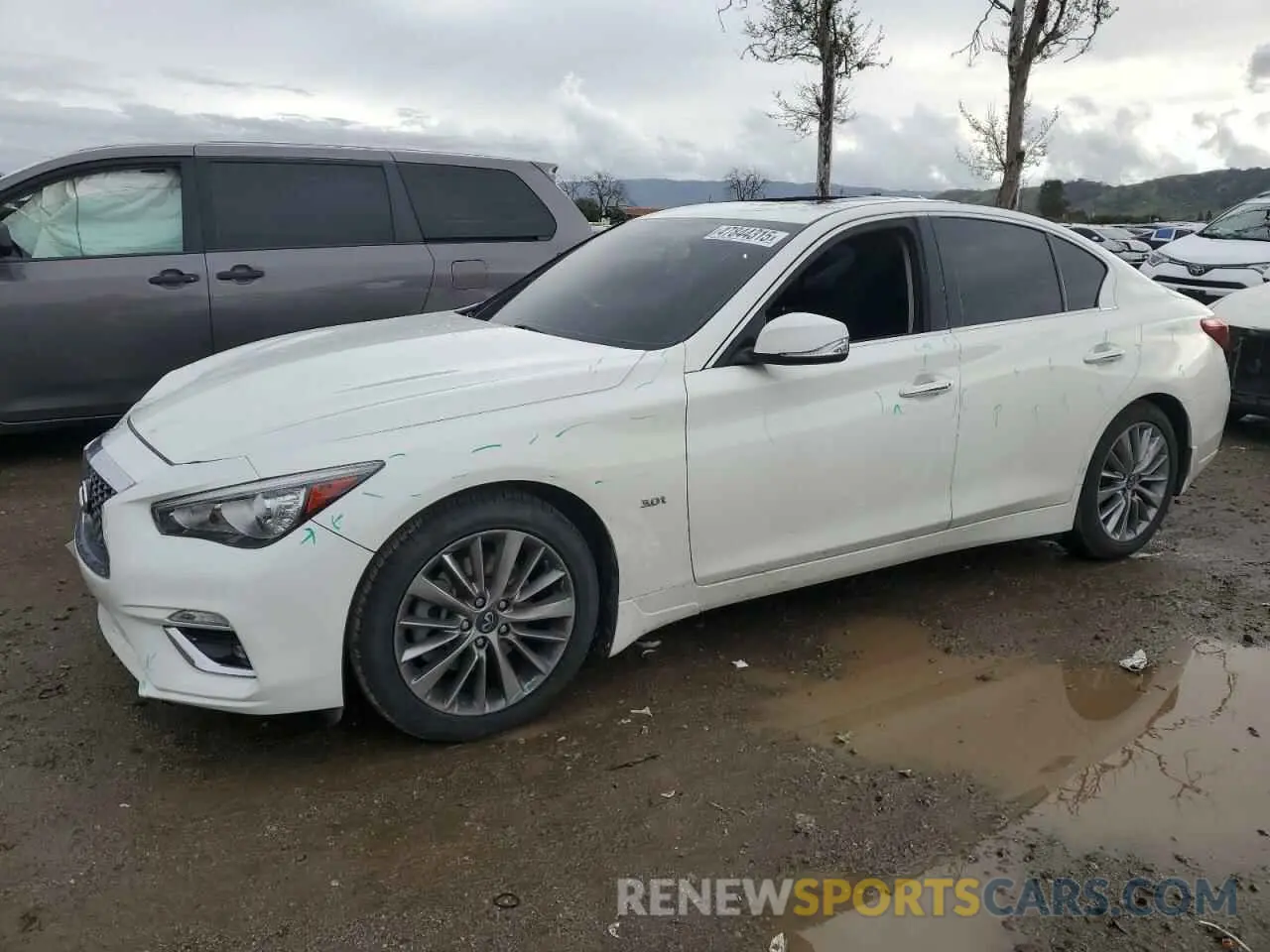 1 Photograph of a damaged car JN1EV7AP4KM543703 INFINITI Q50 2019