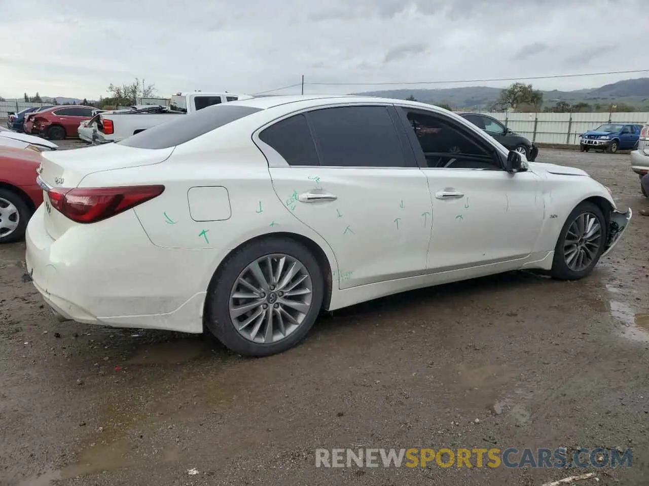 3 Photograph of a damaged car JN1EV7AP4KM543703 INFINITI Q50 2019
