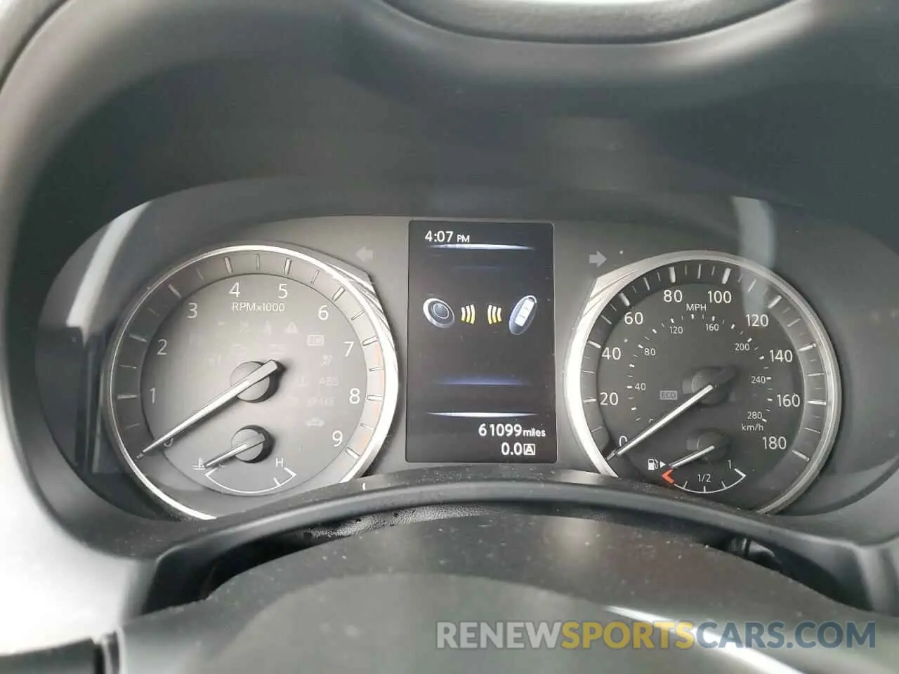 9 Photograph of a damaged car JN1EV7AP4KM543703 INFINITI Q50 2019