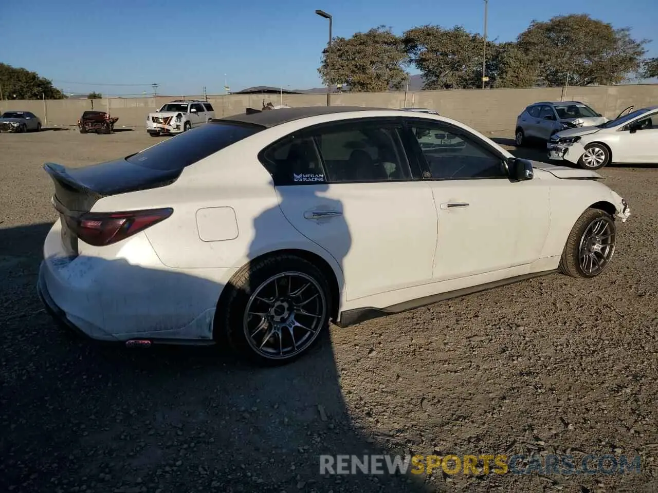 3 Photograph of a damaged car JN1EV7AP5KM543869 INFINITI Q50 2019