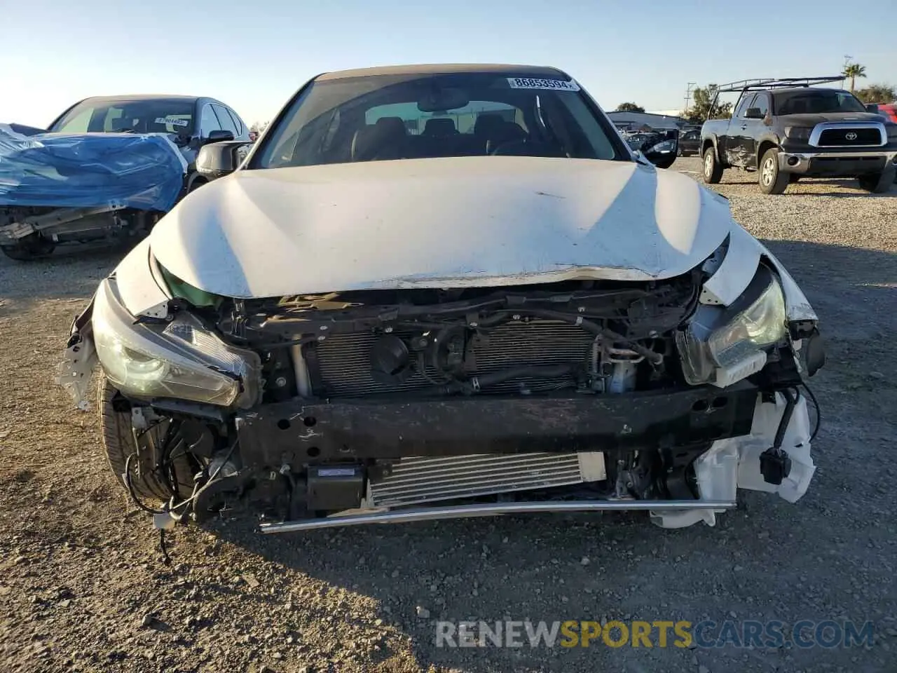 5 Photograph of a damaged car JN1EV7AP5KM543869 INFINITI Q50 2019