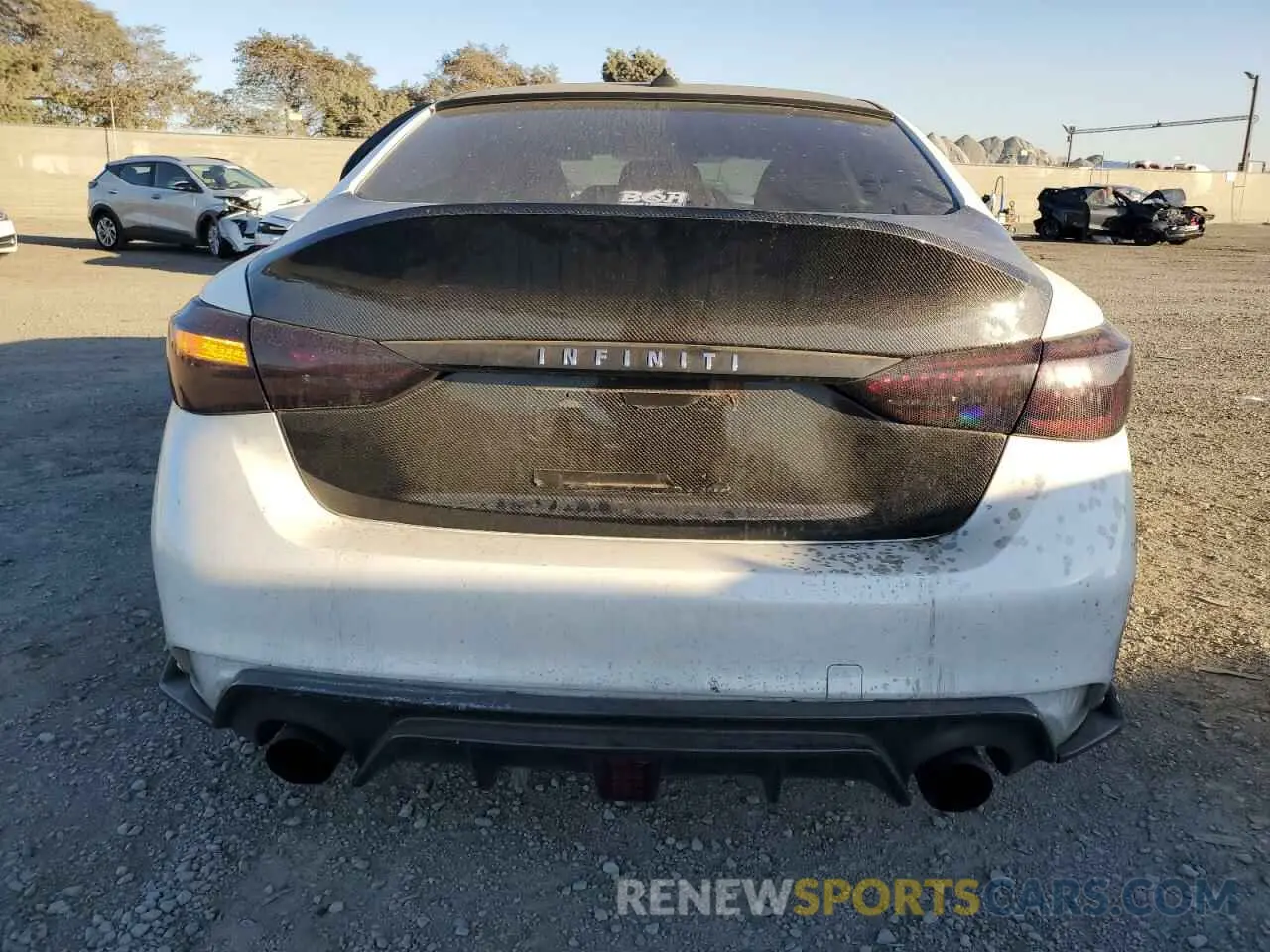 6 Photograph of a damaged car JN1EV7AP5KM543869 INFINITI Q50 2019