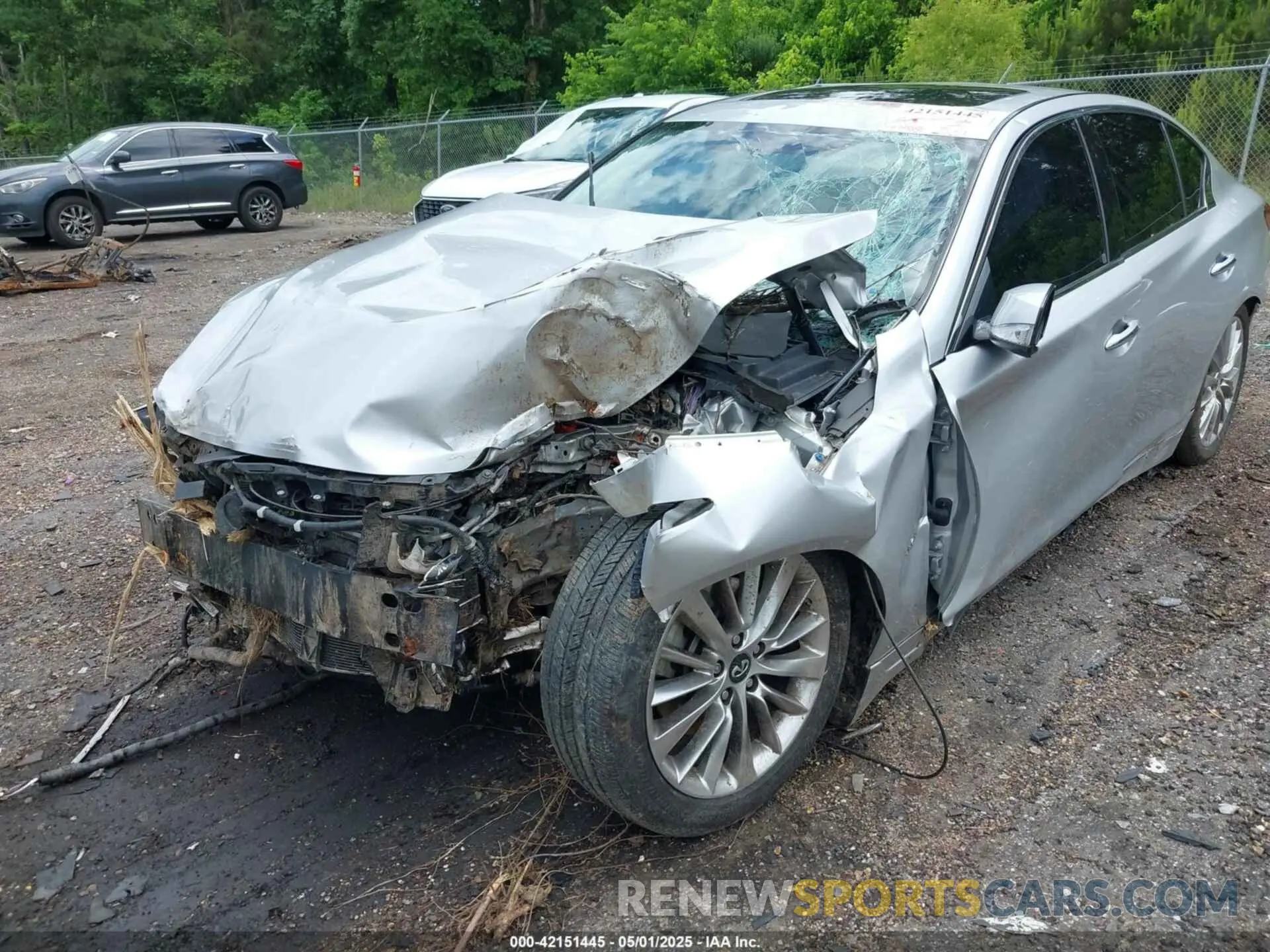 6 Photograph of a damaged car JN1EV7AP6KM512713 INFINITI Q50 2019