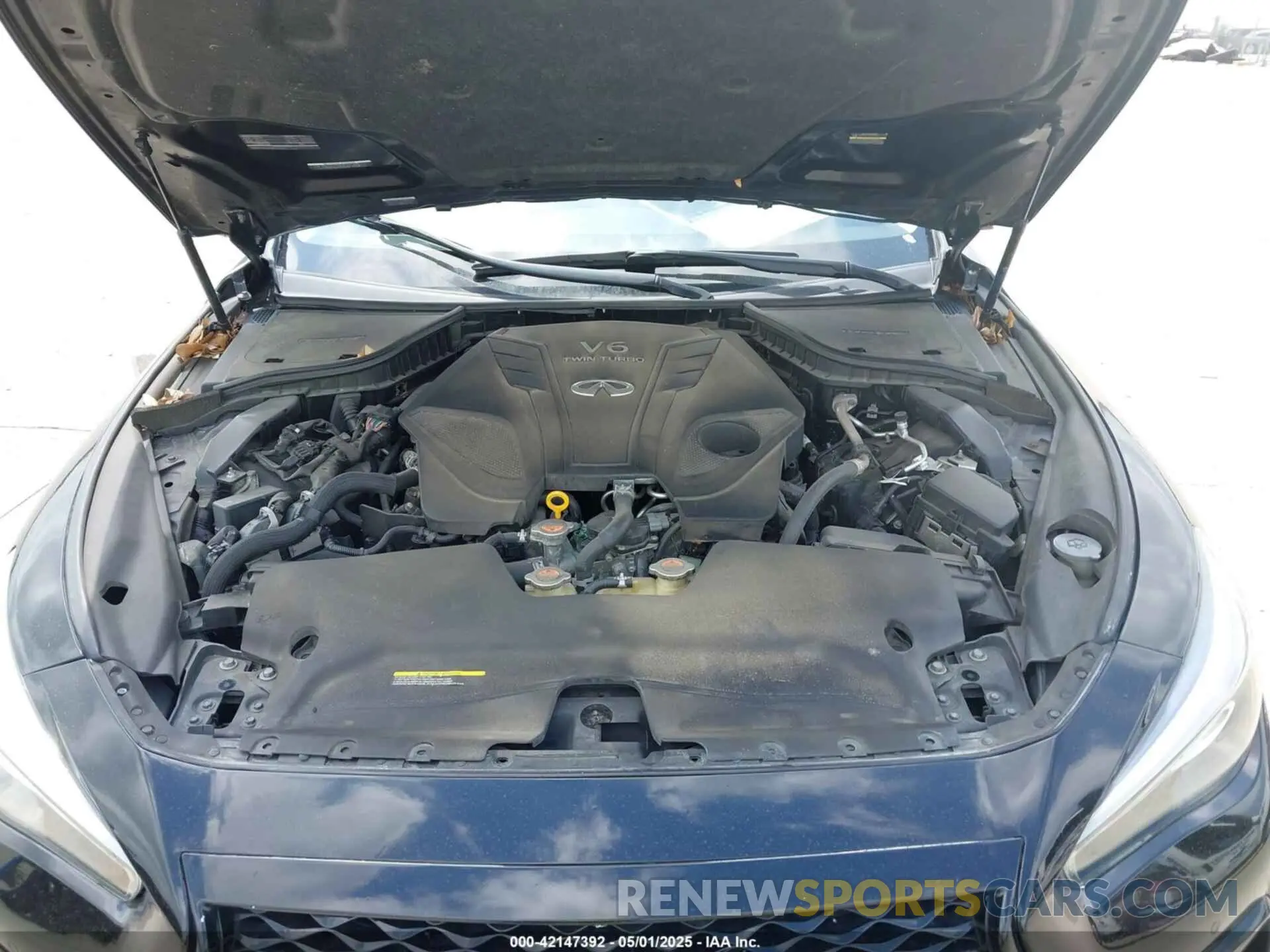 10 Photograph of a damaged car JN1EV7AP6KM513666 INFINITI Q50 2019