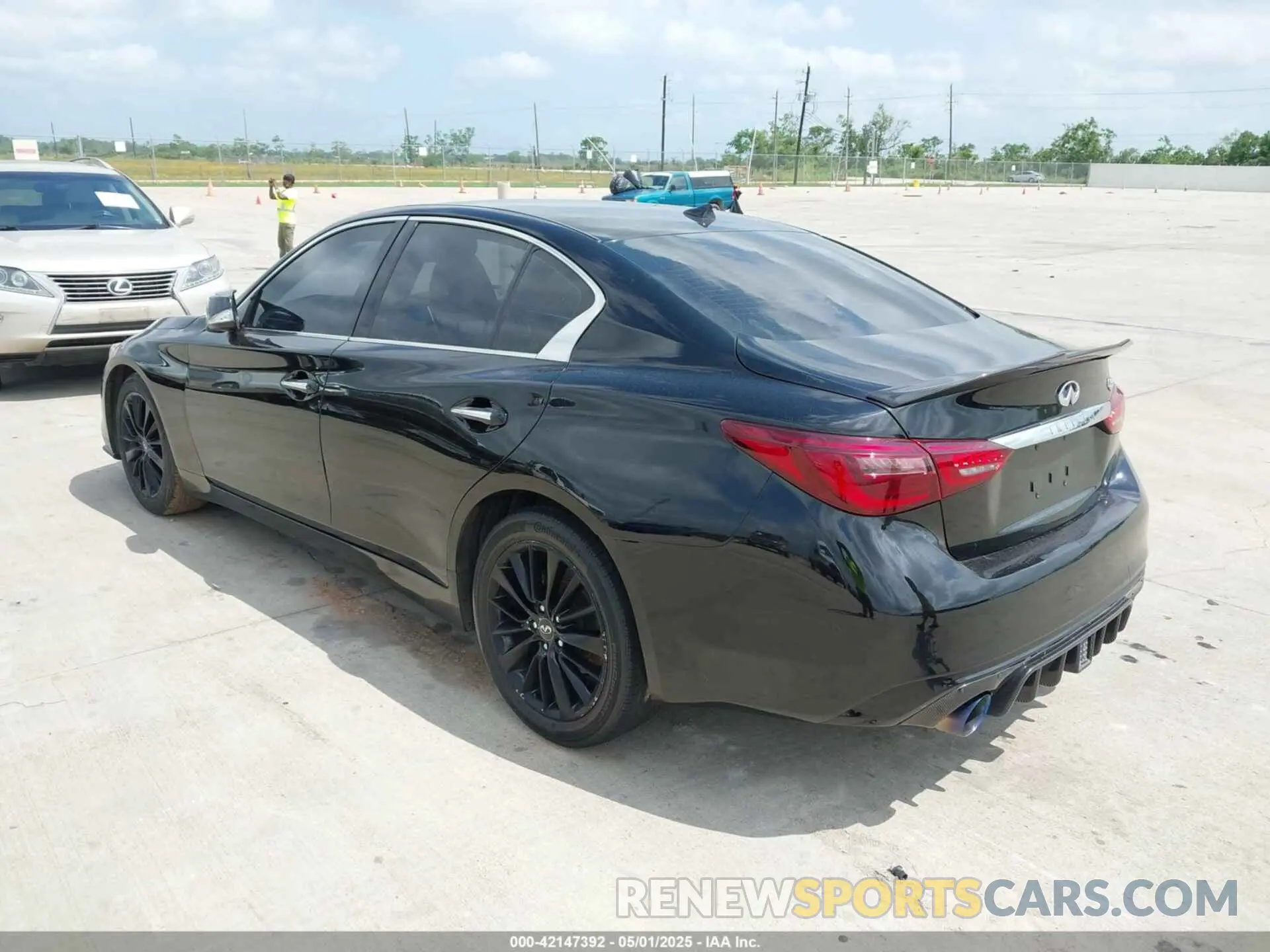 3 Photograph of a damaged car JN1EV7AP6KM513666 INFINITI Q50 2019