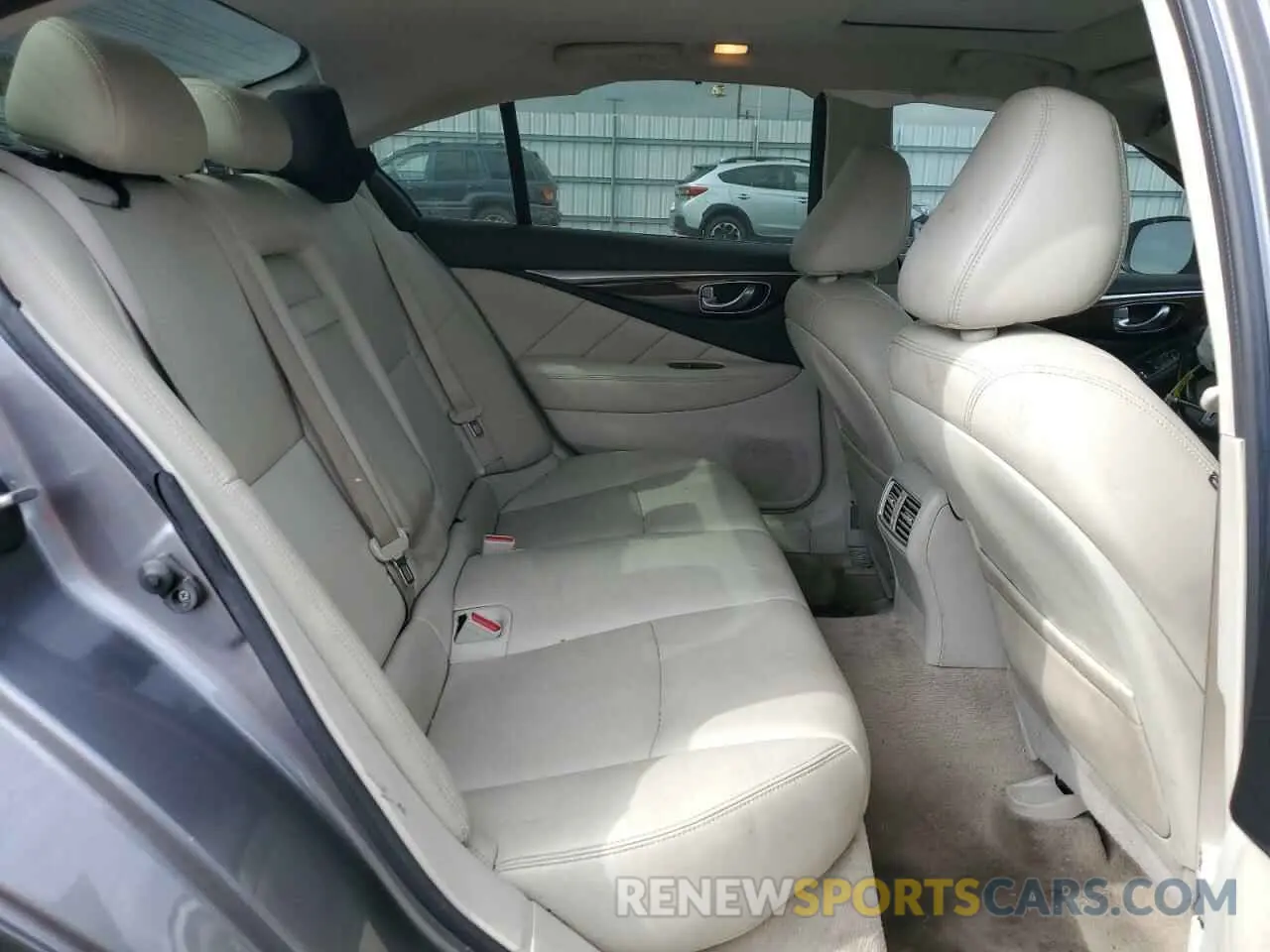 10 Photograph of a damaged car JN1EV7AP6KM513800 INFINITI Q50 2019