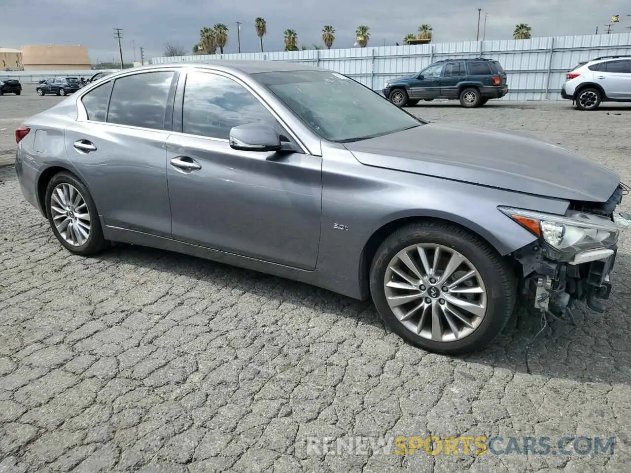 4 Photograph of a damaged car JN1EV7AP6KM513800 INFINITI Q50 2019