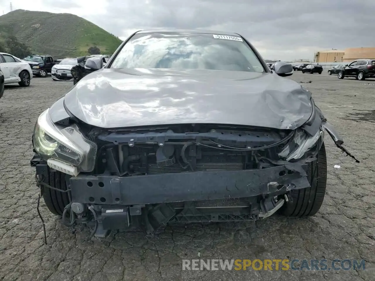 5 Photograph of a damaged car JN1EV7AP6KM513800 INFINITI Q50 2019