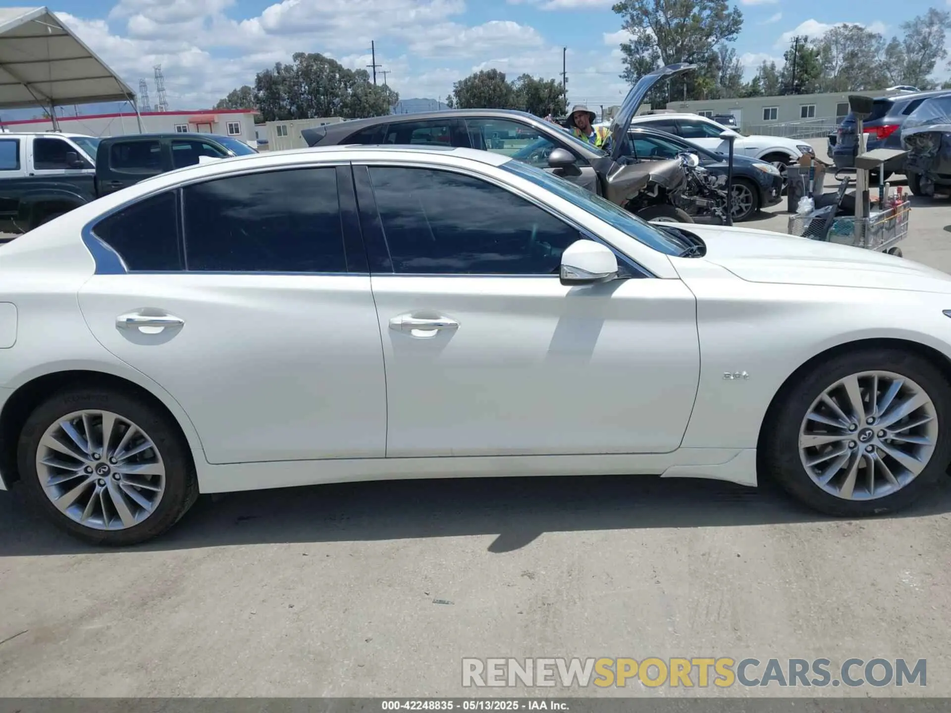 13 Photograph of a damaged car JN1EV7AP6KM514736 INFINITI Q50 2019