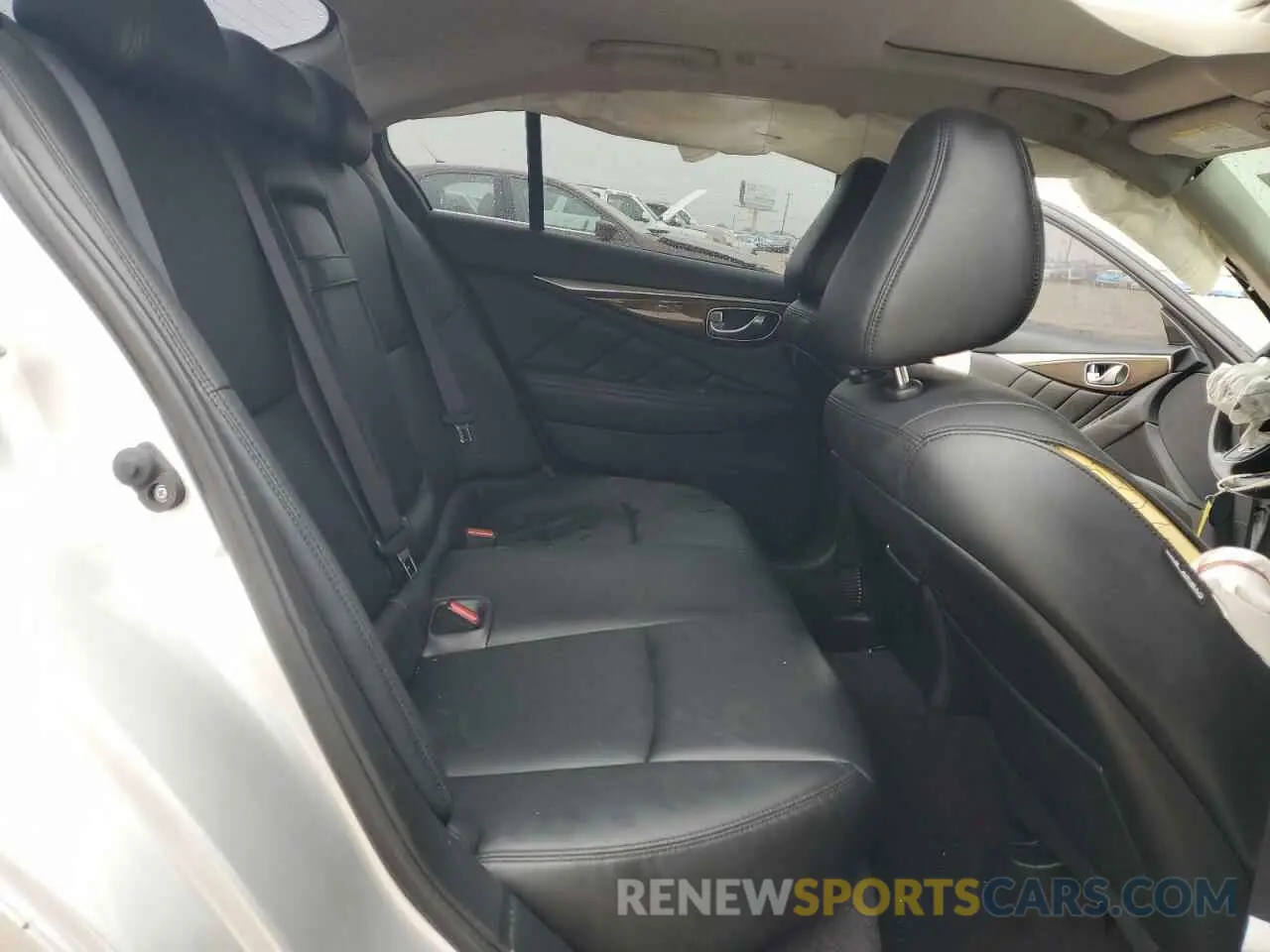 10 Photograph of a damaged car JN1EV7AP6KM515563 INFINITI Q50 2019