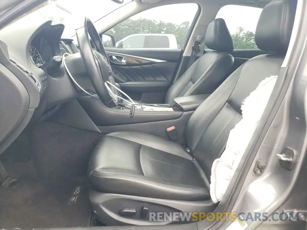7 Photograph of a damaged car JN1EV7AP6KM516177 INFINITI Q50 2019